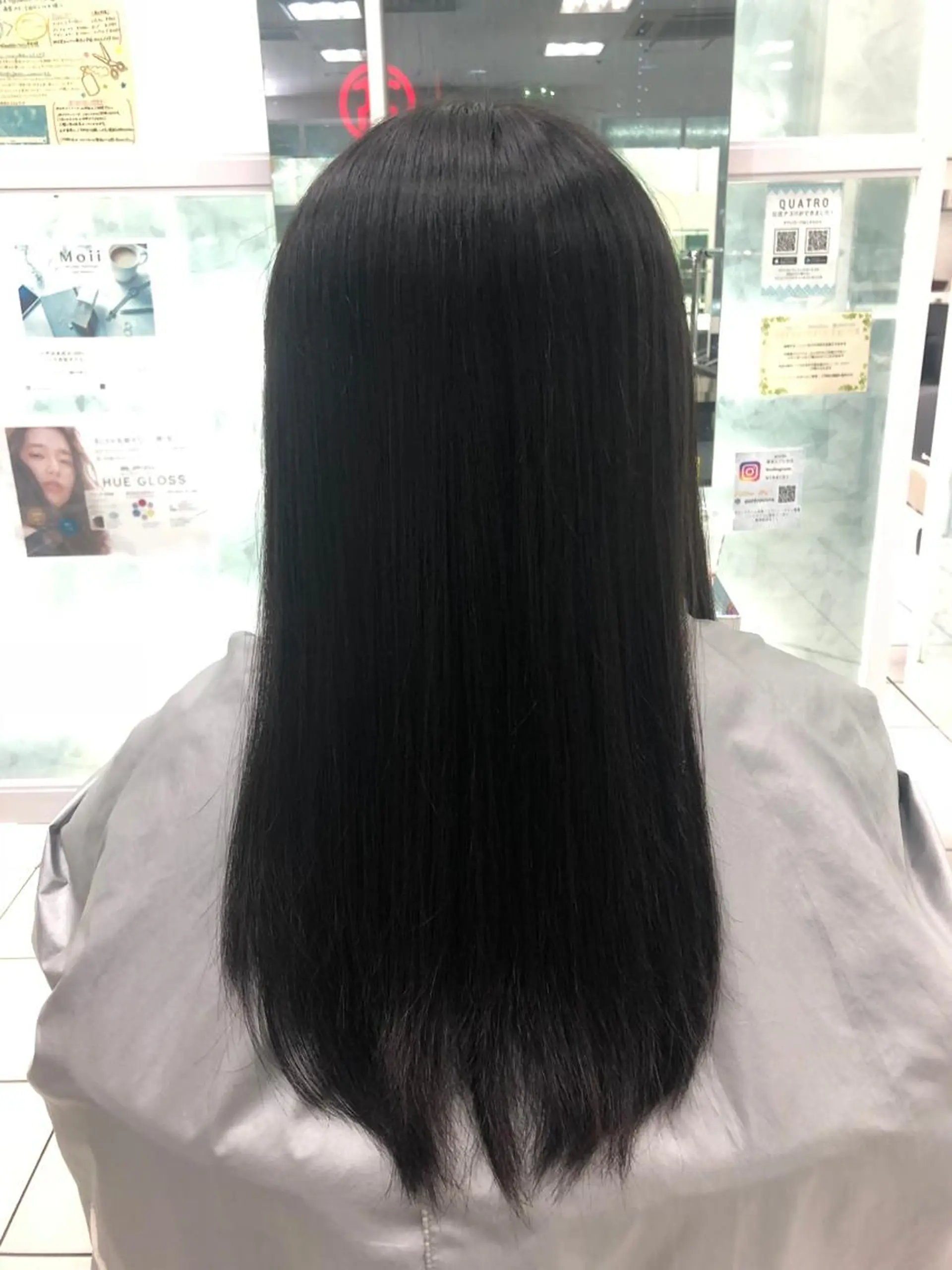ロング 三宅 夏代のヘアスタイル