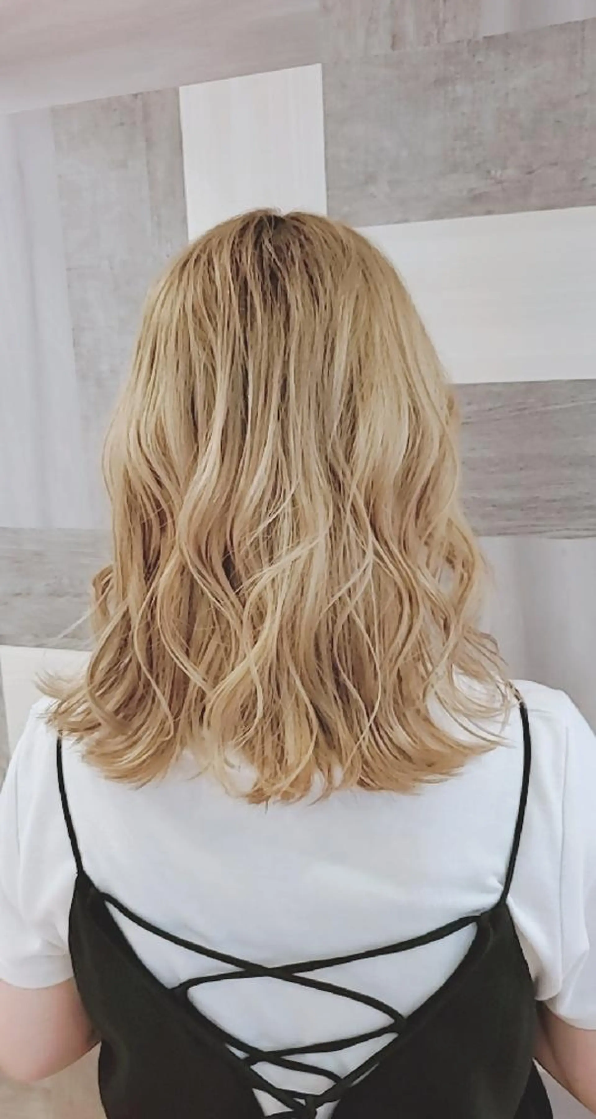 ミディアム カラー アディクシーカラー ブリーチ ダブルカラー ヘアカラー トリートメント Lag.銀座 🌺アヤカのヘアスタイル