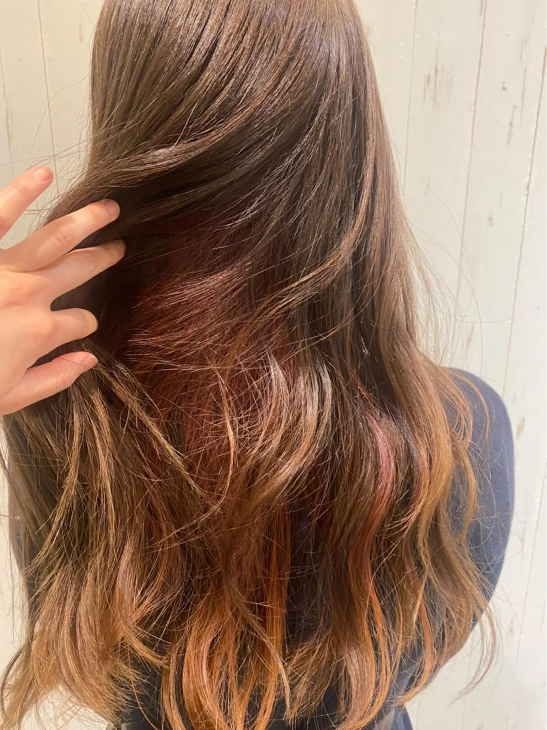 カラー ブリーチ インナーカラー 野村 ゆいのヘアスタイル