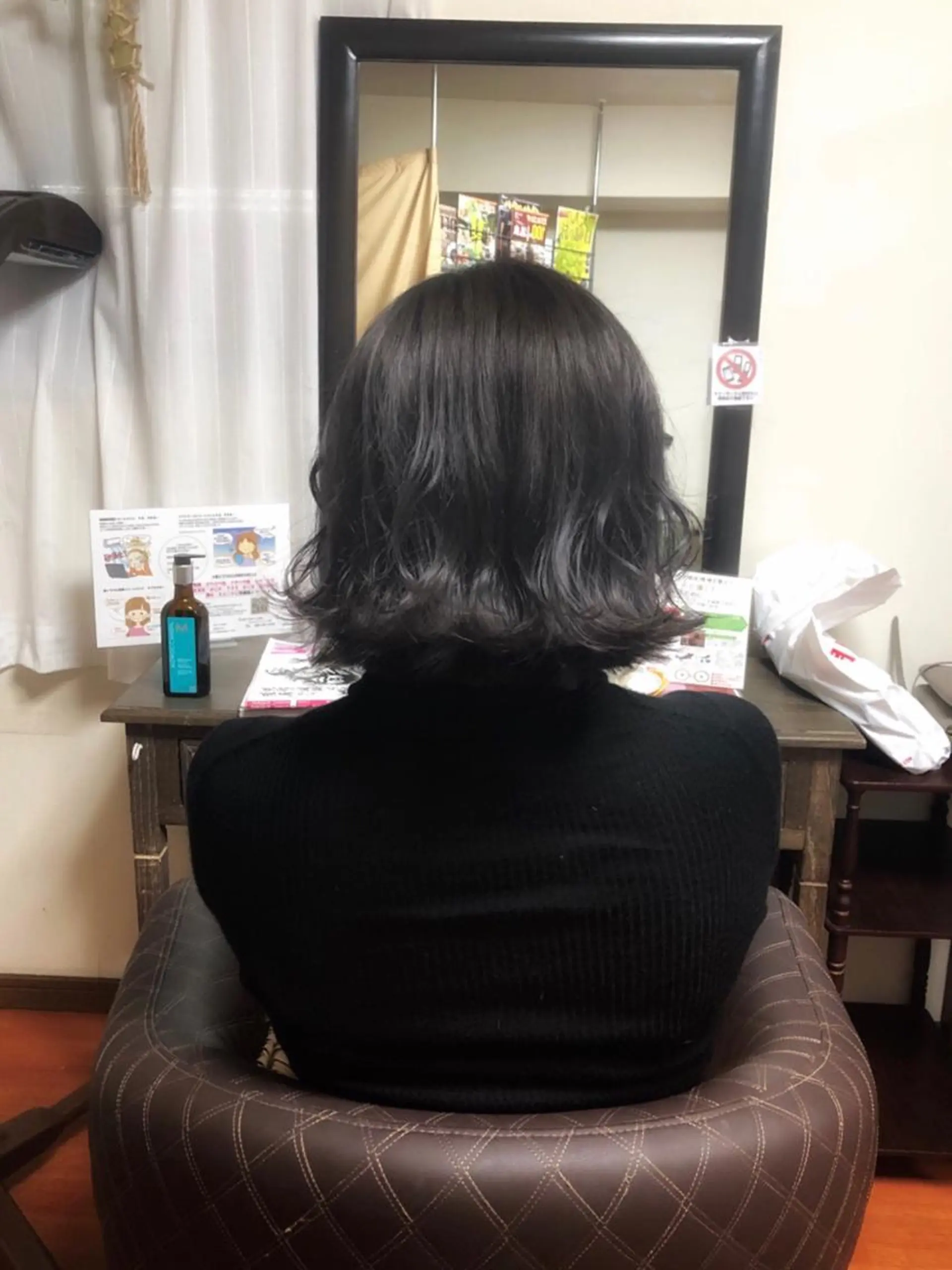 ミディアム カラー ブリーチ ダブルカラー ボブ 外国人風カラー 外ハネヘア 是枝 さくらのヘアスタイル