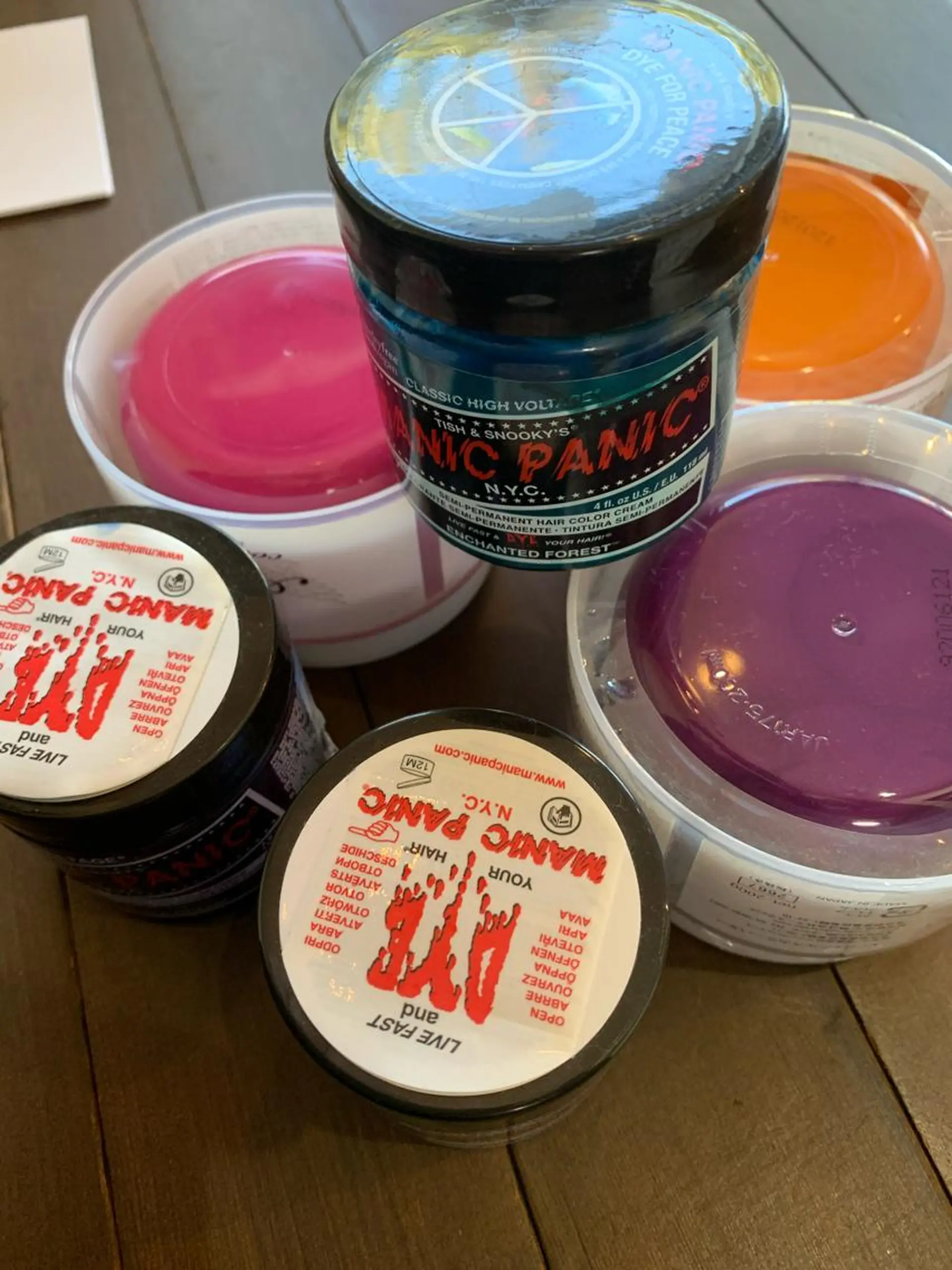 ミディアム リンネ 甲東園のヘアスタイル