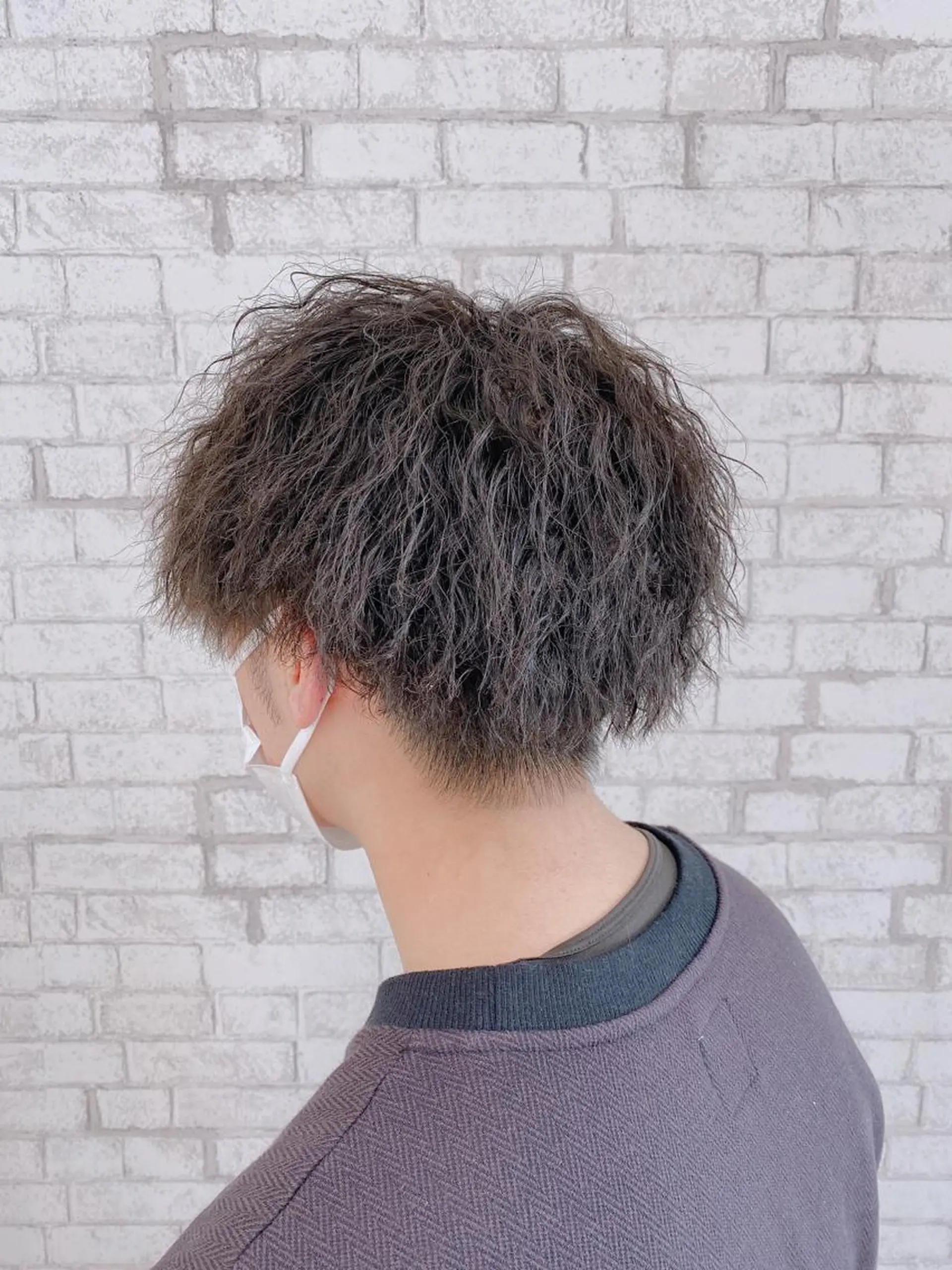 ショート パーマ ヘアアレンジ メンズ メンズパーマ ツイストスパイラルパーマ スパイラルパーマ カット パーマ ブリーチなし艶カラー 東家のヘアスタイル