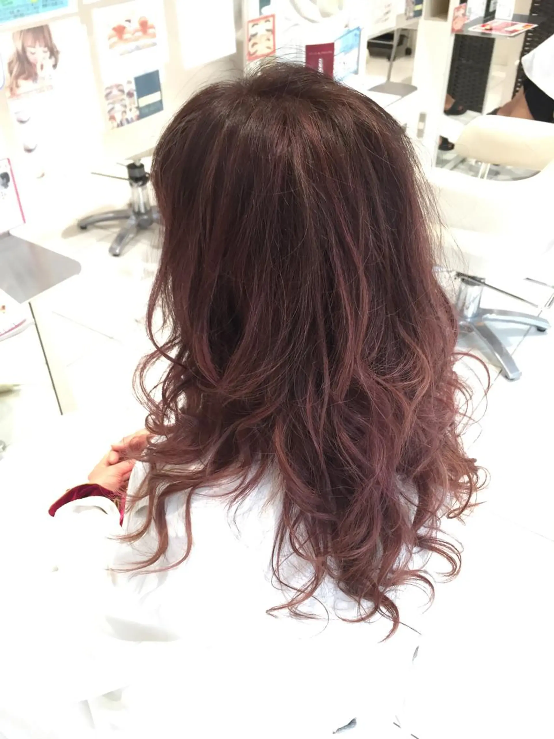 ロング カラー アッシュ グラデーションカラー ハイライトカラー ピンクカラー ピンクアッシュ 福元 保雄のヘアスタイル