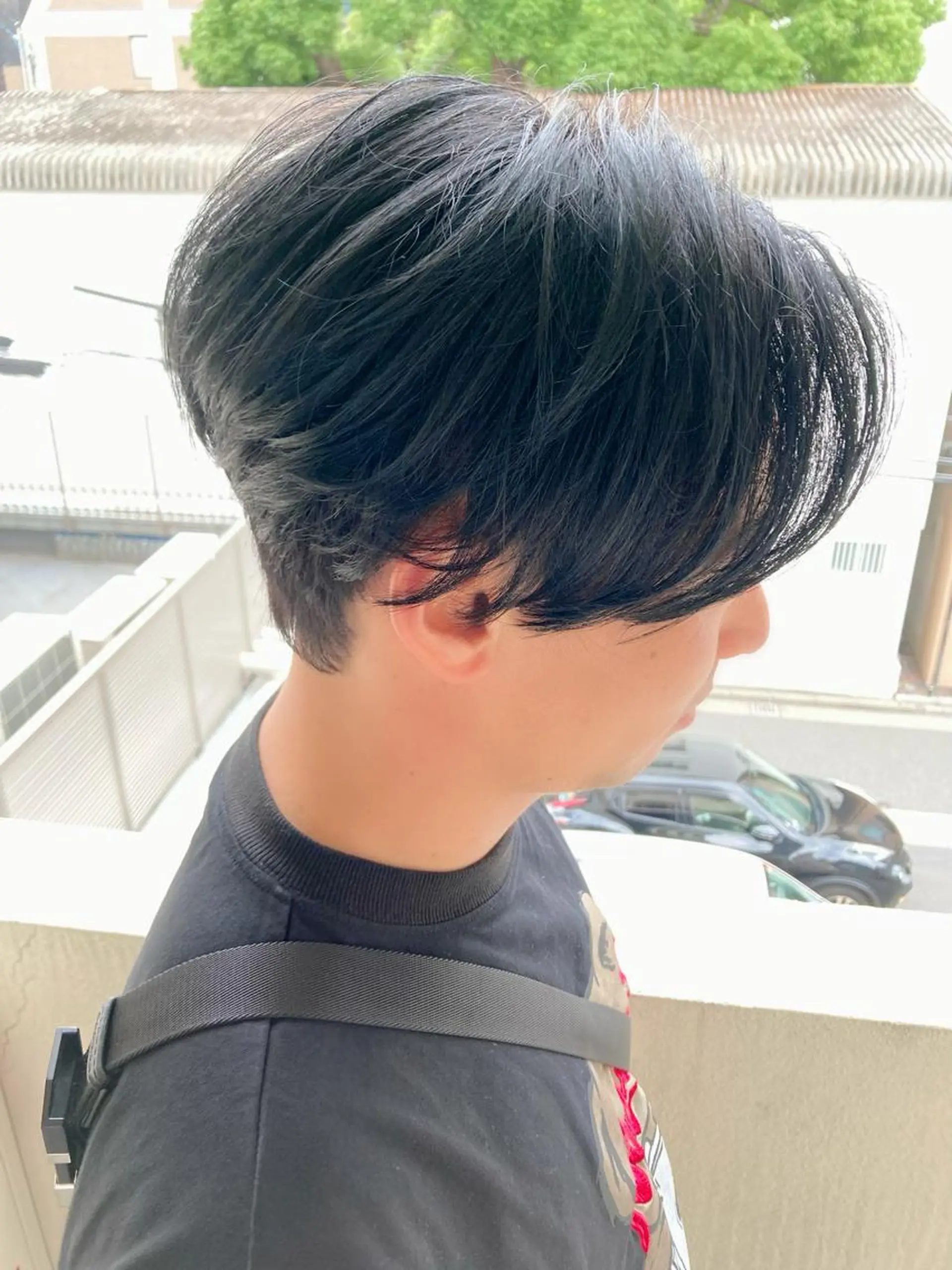 ショート メンズ センターパート 刈り上げ カット 縮毛矯正 トリートメント AUTHENTIC private mens hair salon所属・完全個室マンツーマン メンズサロン草野貴樹のヘアスタイル