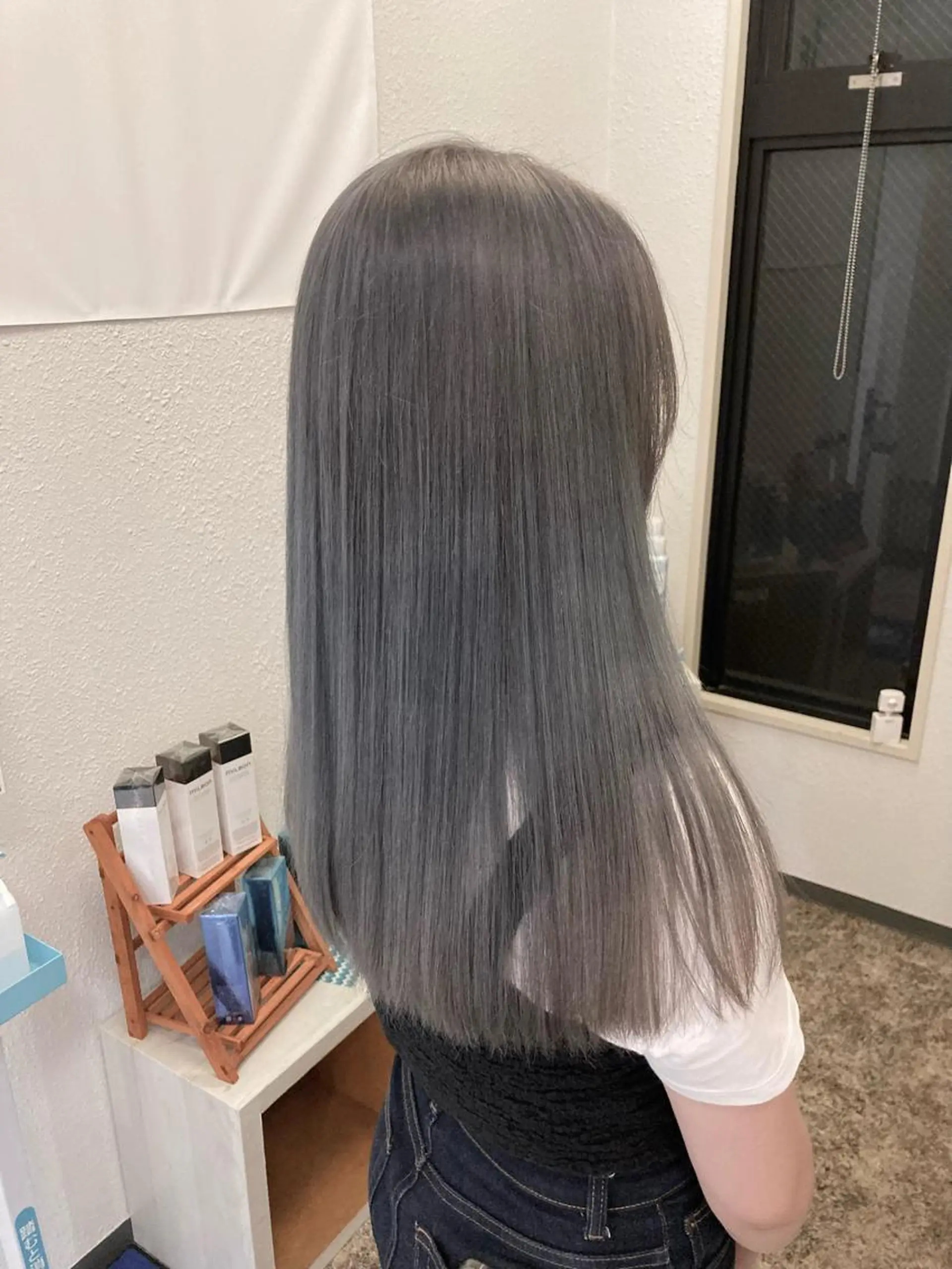 ロング カラー ブリーチ ヘアカラー ピンクカラー🎀 米津 美佑のヘアスタイル