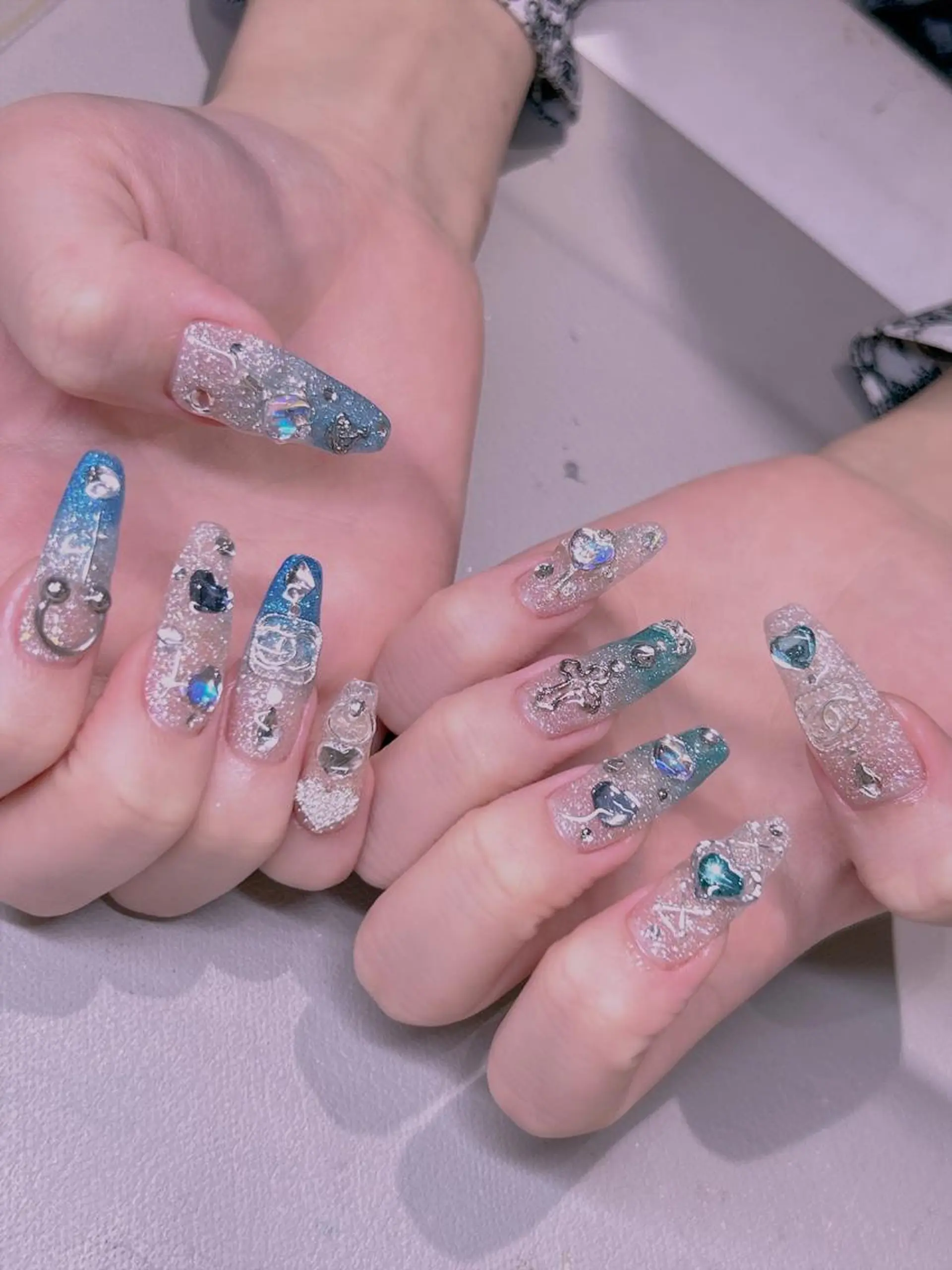 ネイル 美爪パラジェル導入店 Sunnilyのネイルデザイン