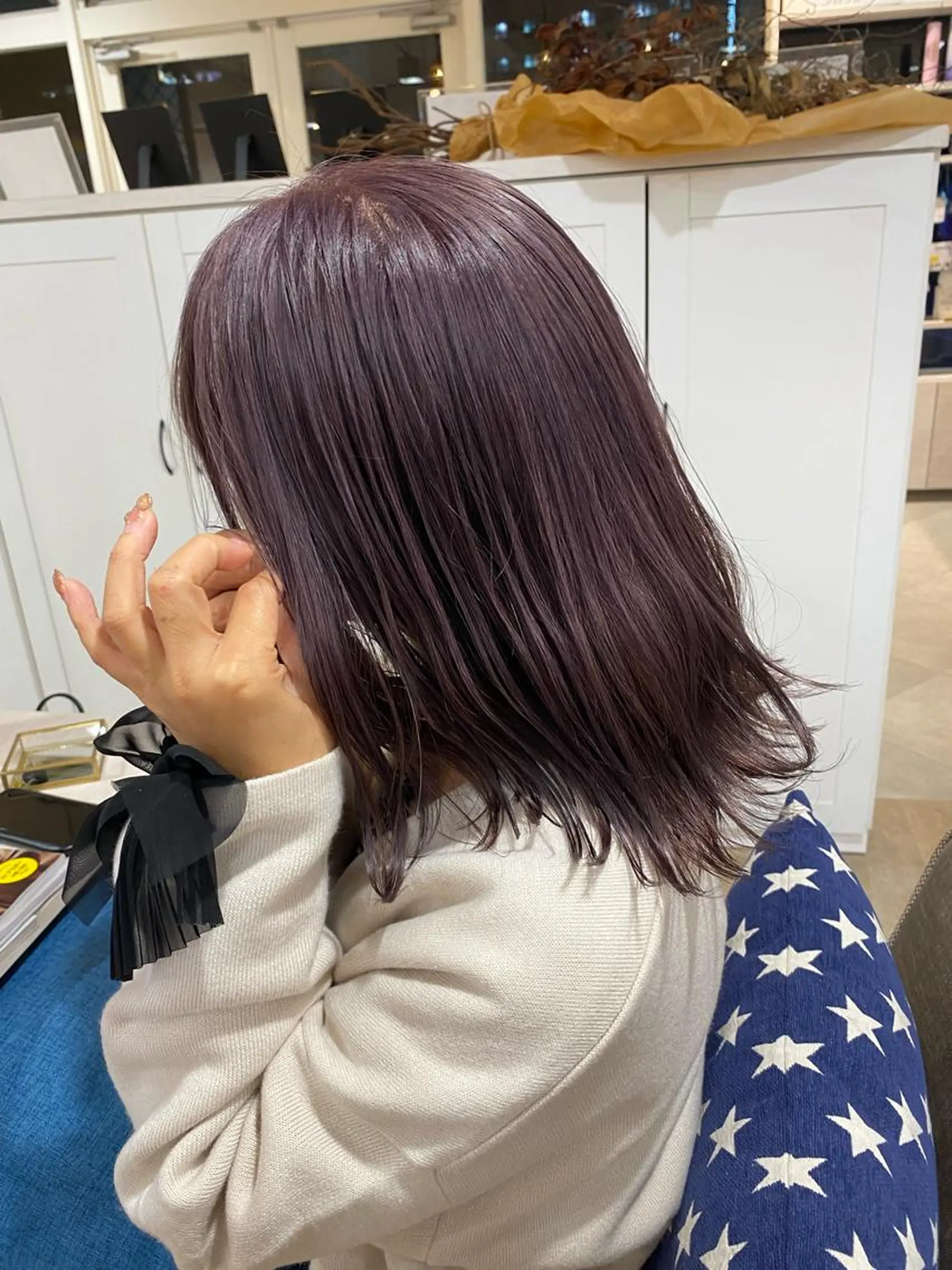ミディアム カラー ハイトーンカラー ピンクカラー バイオレットカラー ヘアカラー トリートメント AngeBay.NaHa所属・饒平名 知也のヘアスタイル