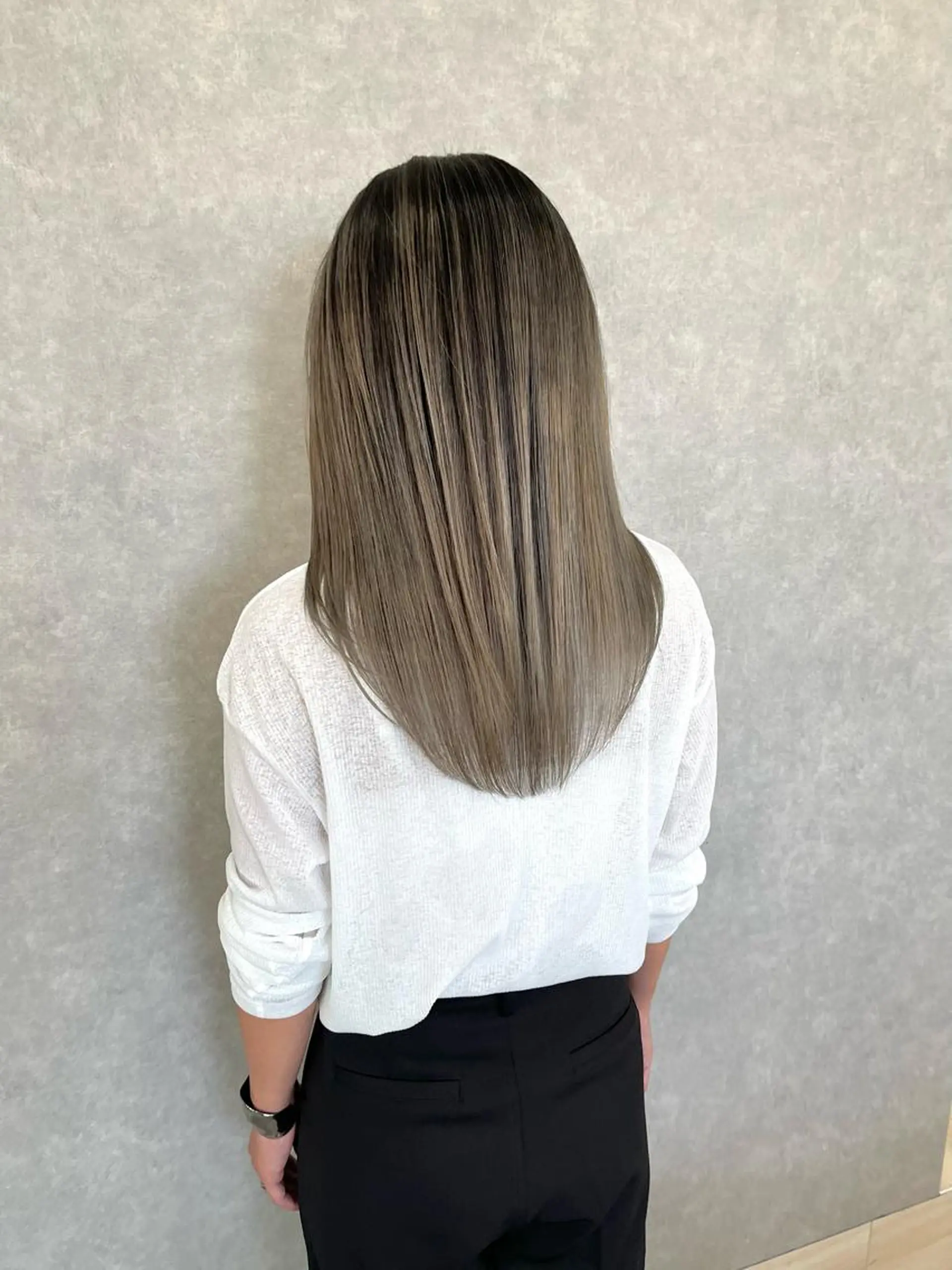 セミロング カラー カット ヘアカラー トリートメント mood tatemachiのヘアスタイル