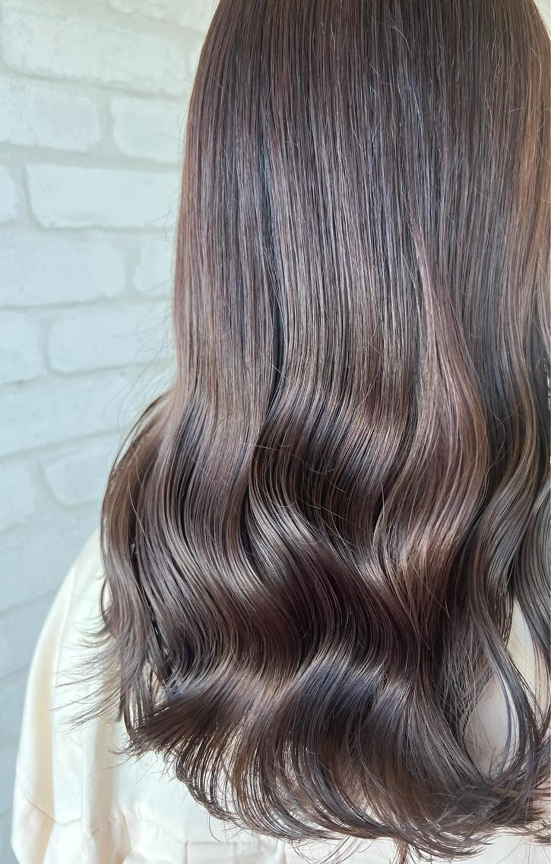 ロング カラー 石崎 真維のヘアスタイル