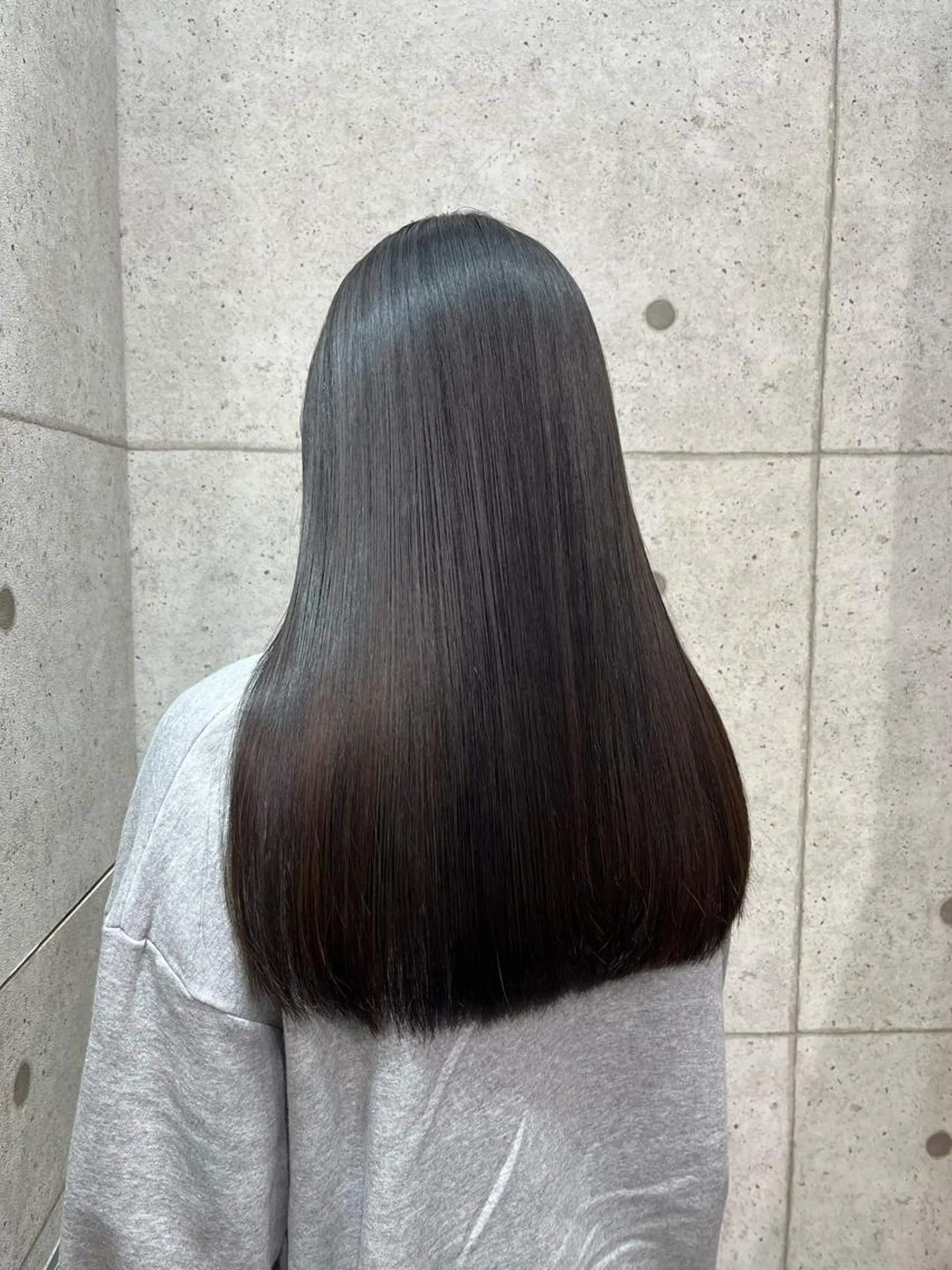 ロング 【透明感カラー‎✨】 中島日菜のヘアスタイル