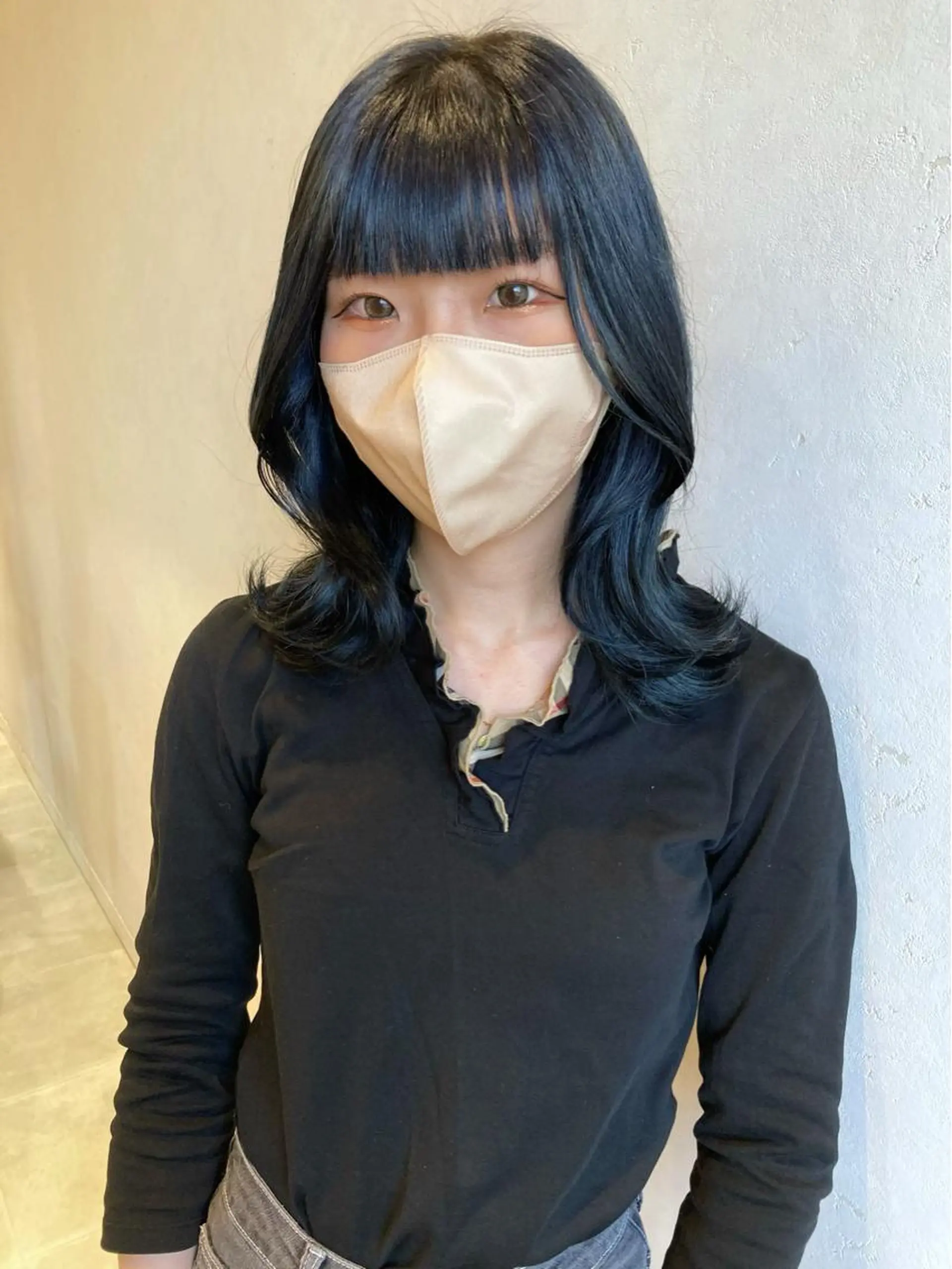 ミディアム カラー ネイビーカラー nono/パーマ /顔まわりカット🐈のヘアスタイル