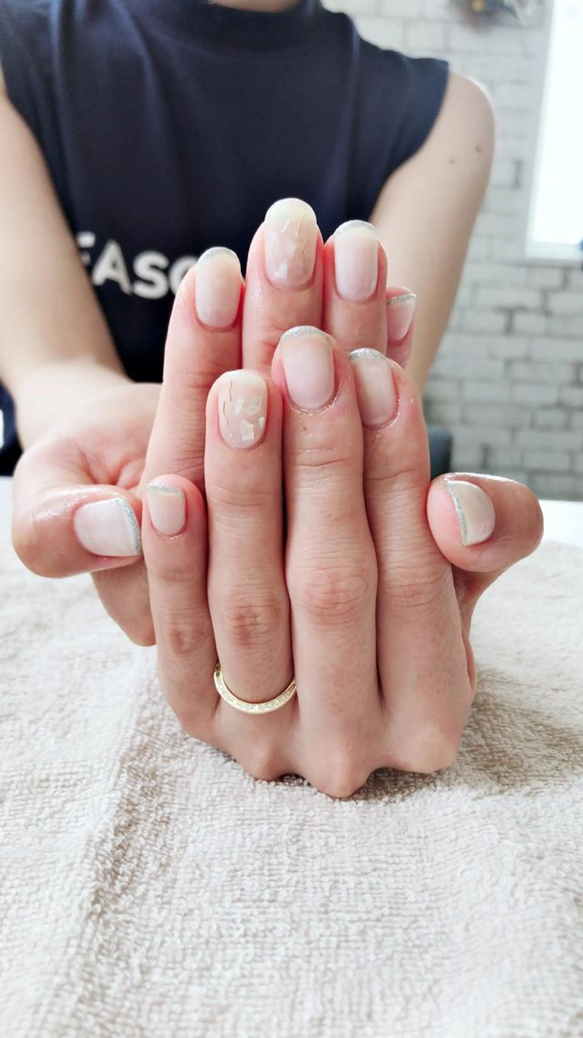 ネイル クリアネイル ホワイト TERAI ERINAの眉毛・アイブロウイメージ