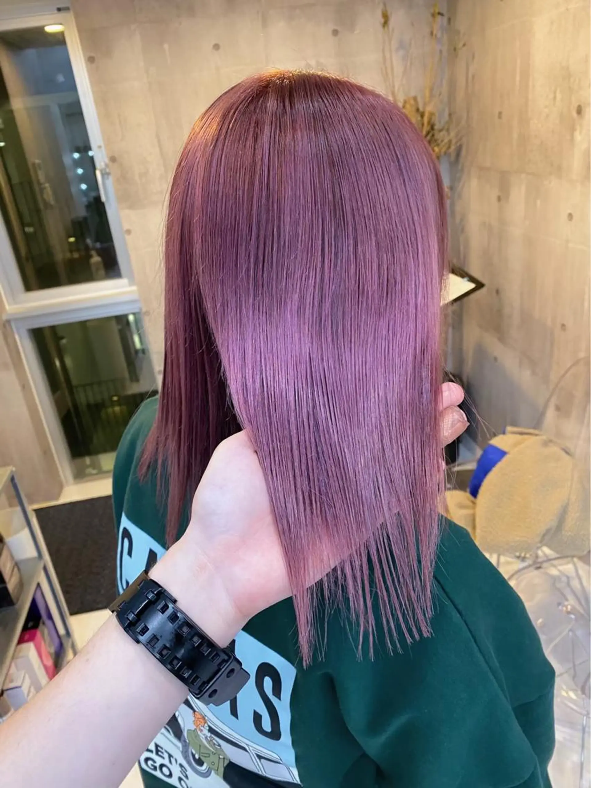 ミディアム アッシュ 学生 髪質改善 トリートメント カット ヘアカラー トリートメント ヘアセット 柔らかカラー/ レイヤーYUTO🧋のヘアスタイル