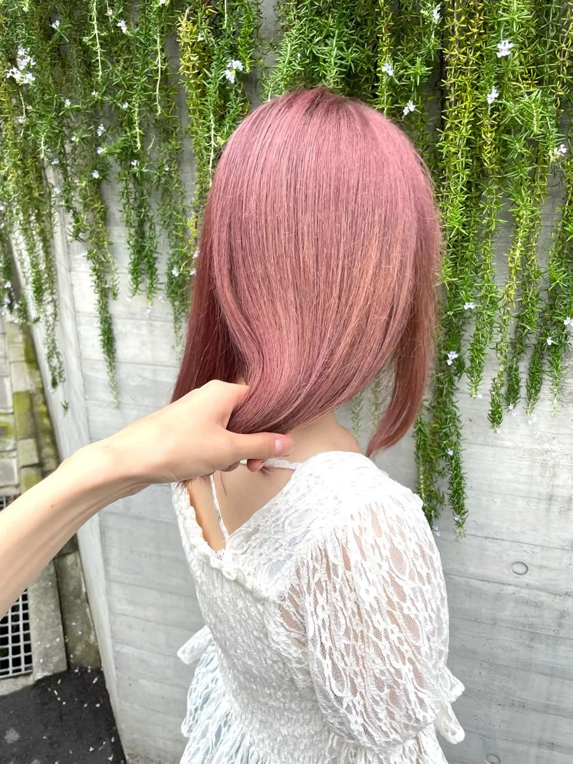 セミロング SALOWIN 表参道所属・シンカ 表参道のヘアスタイル