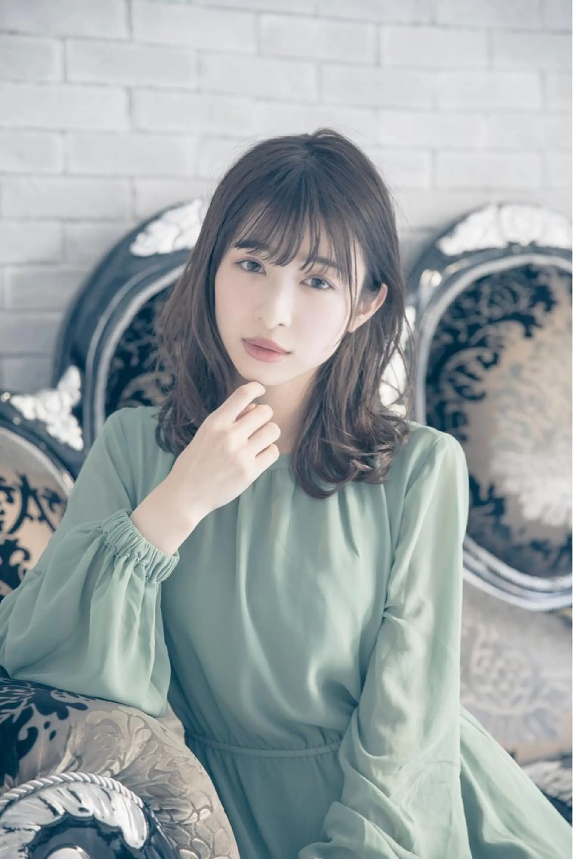 ミディアム カラー パーマ キヨカワ タイトのヘアスタイル