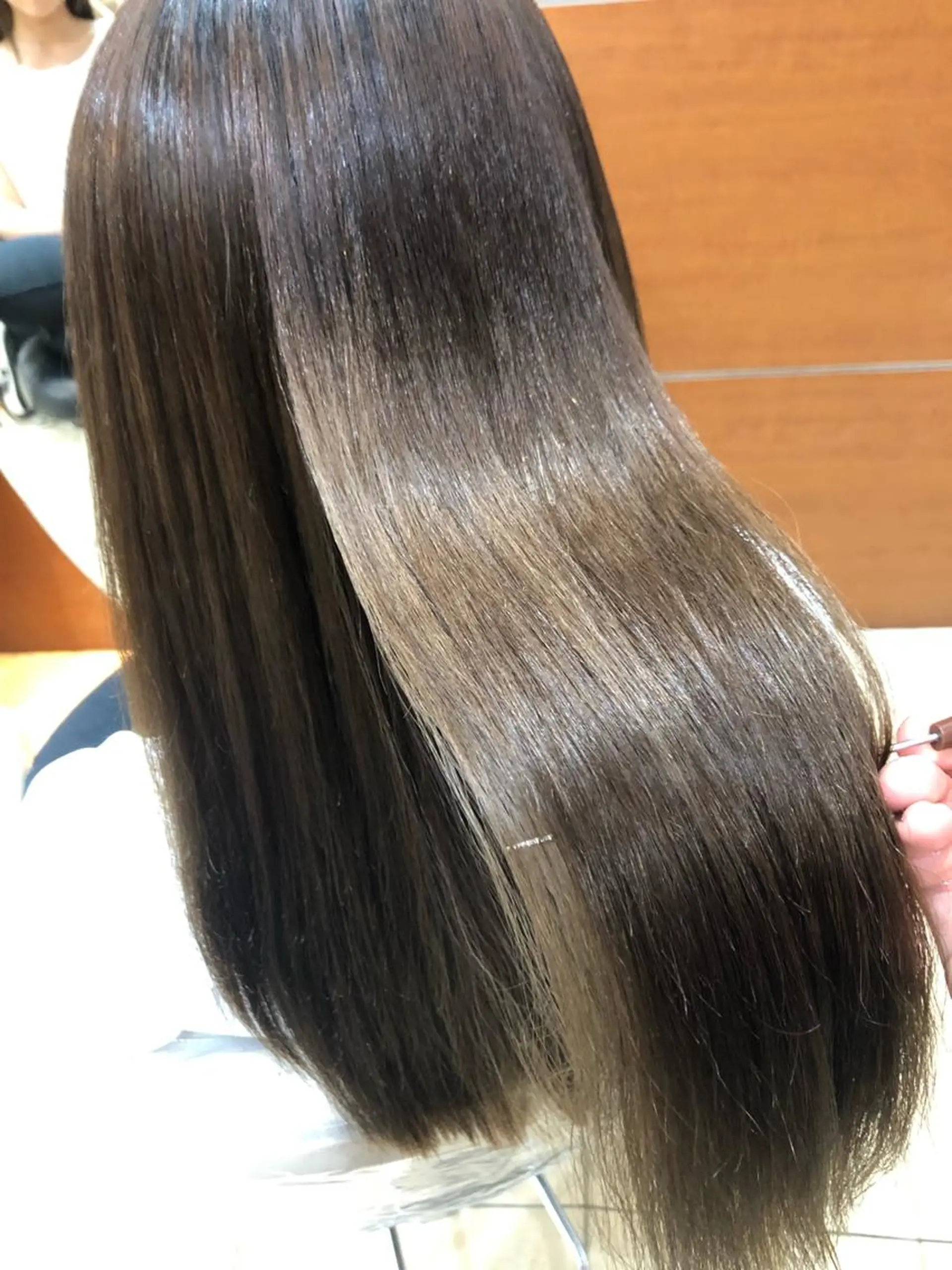 ロング 髪質改善 縮毛矯正 トリートメント 酸熱トリートメント コテ巻き風パーマ/ 髪質改善/河島恭平のヘアスタイル