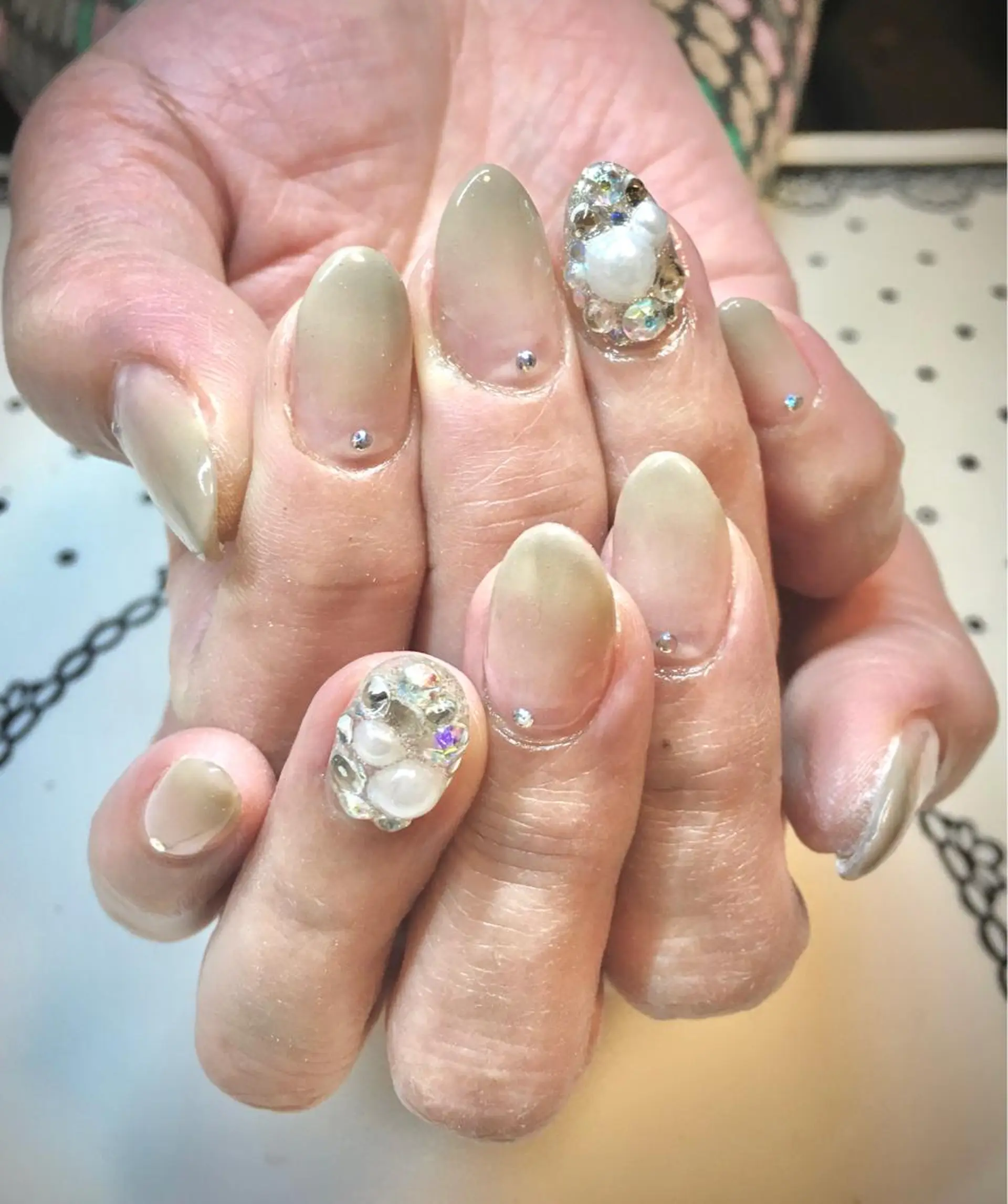 ネイル アートネイル シンプルネイル nailsalon sugarr所属・nailist cocoのネイルデザイン