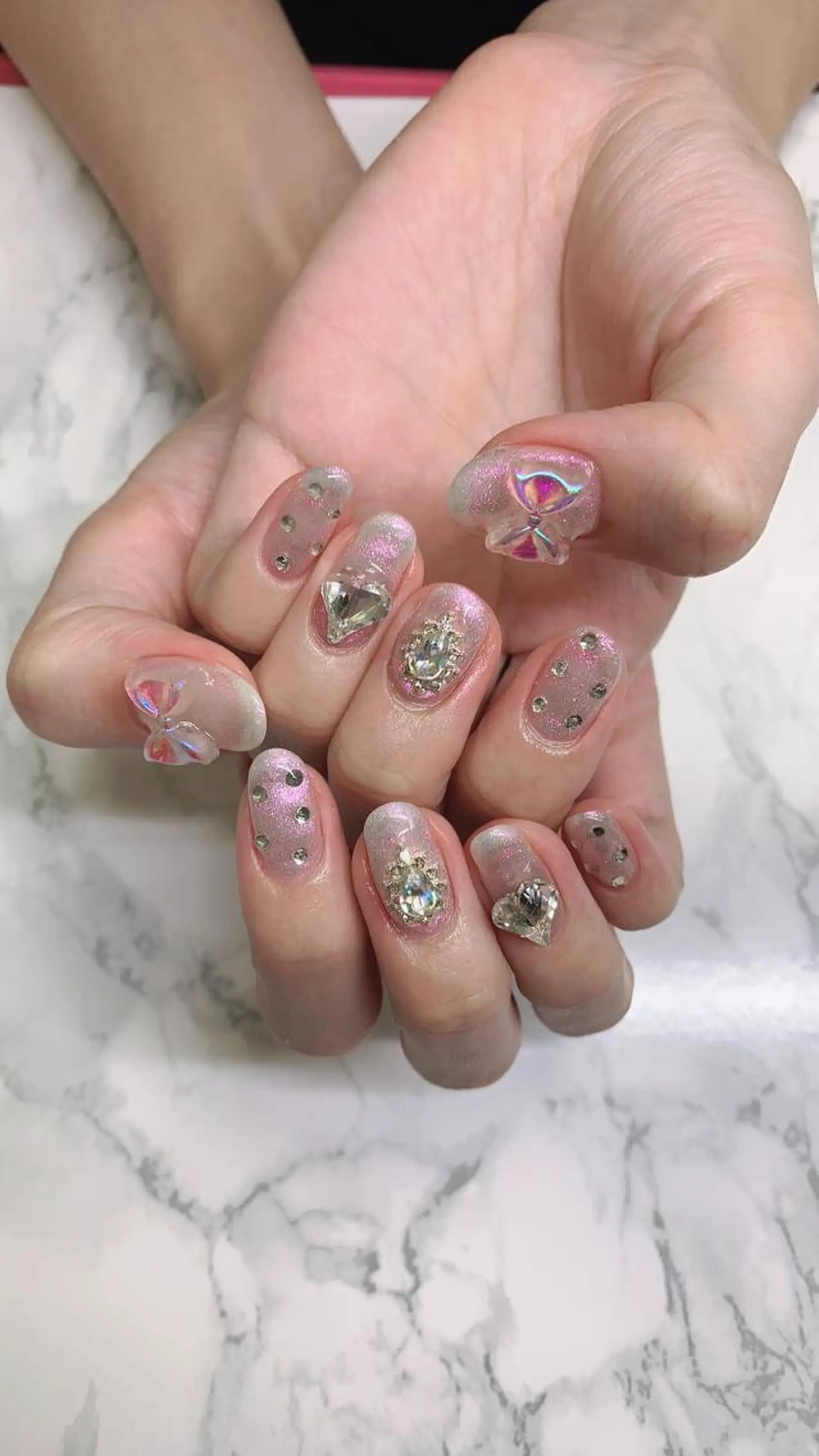 ネイル はな💎ネイル ワンホン、長さ出しのネイルデザイン