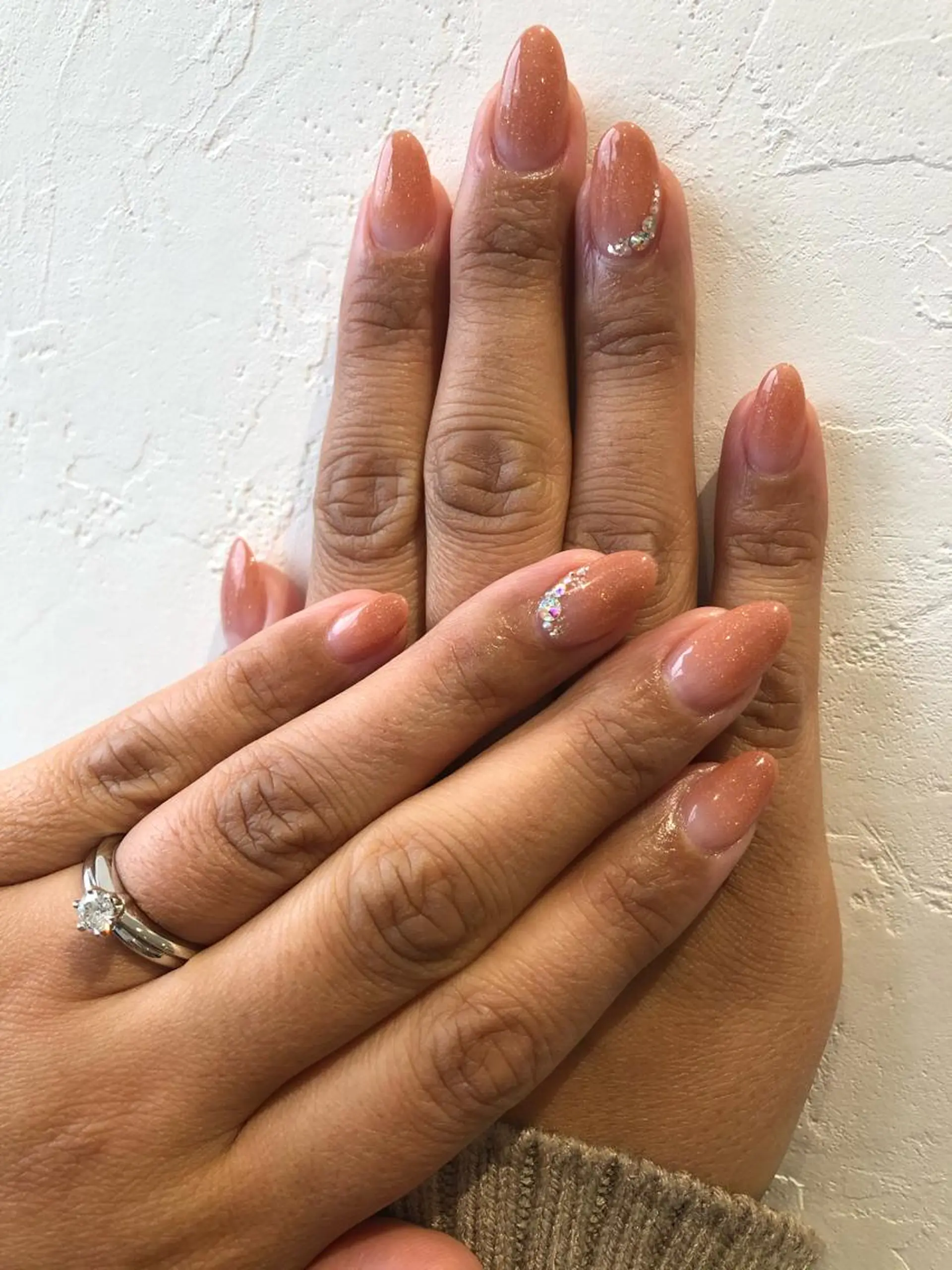 ネイル ハンドネイル EARTH上尾店所属・藤倉 千恵美のネイルデザイン