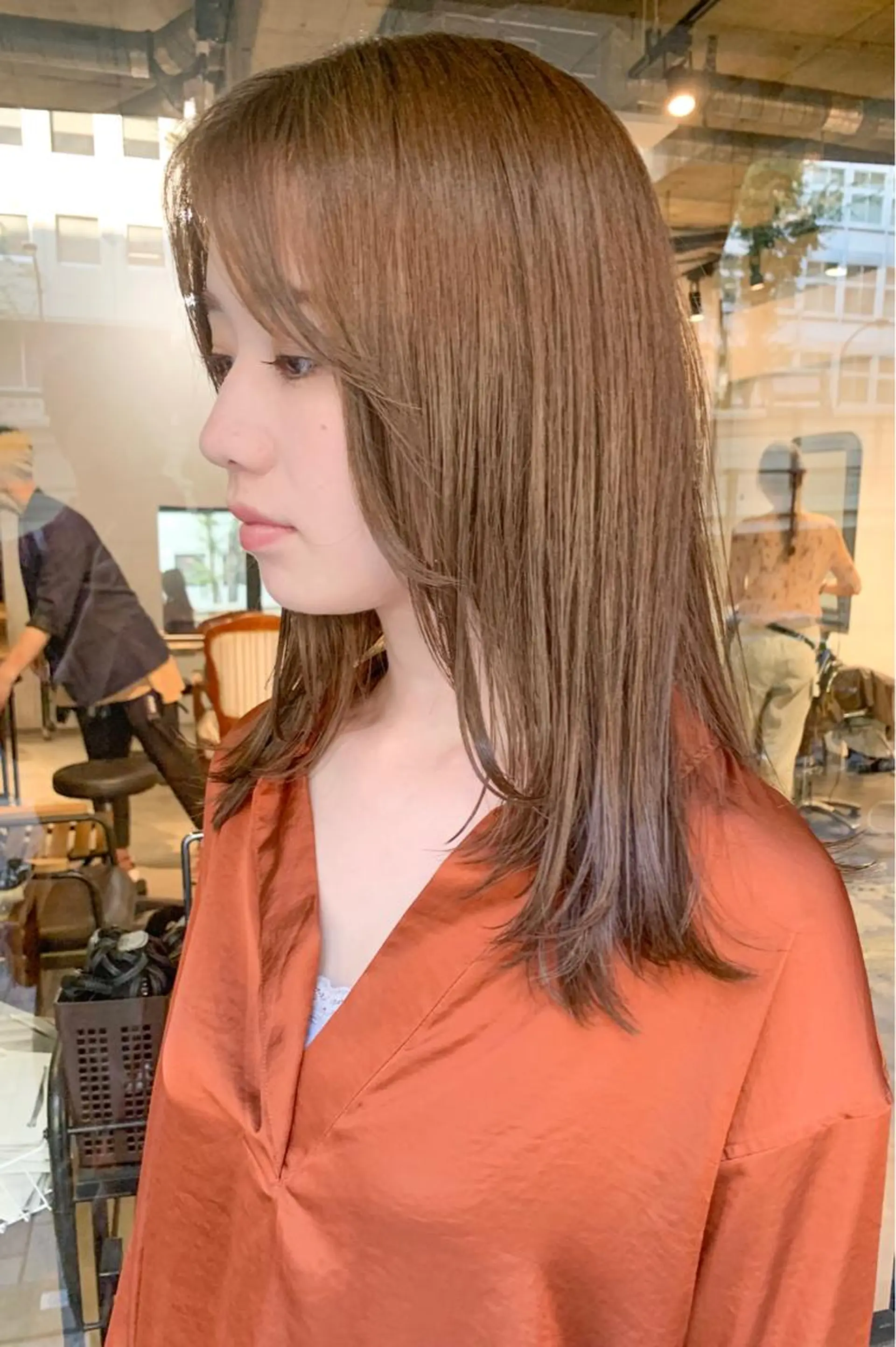 ミディアム kvell by urban.所属・ショート・ボブ ・ウルフ✂︎IMAIのヘアスタイル