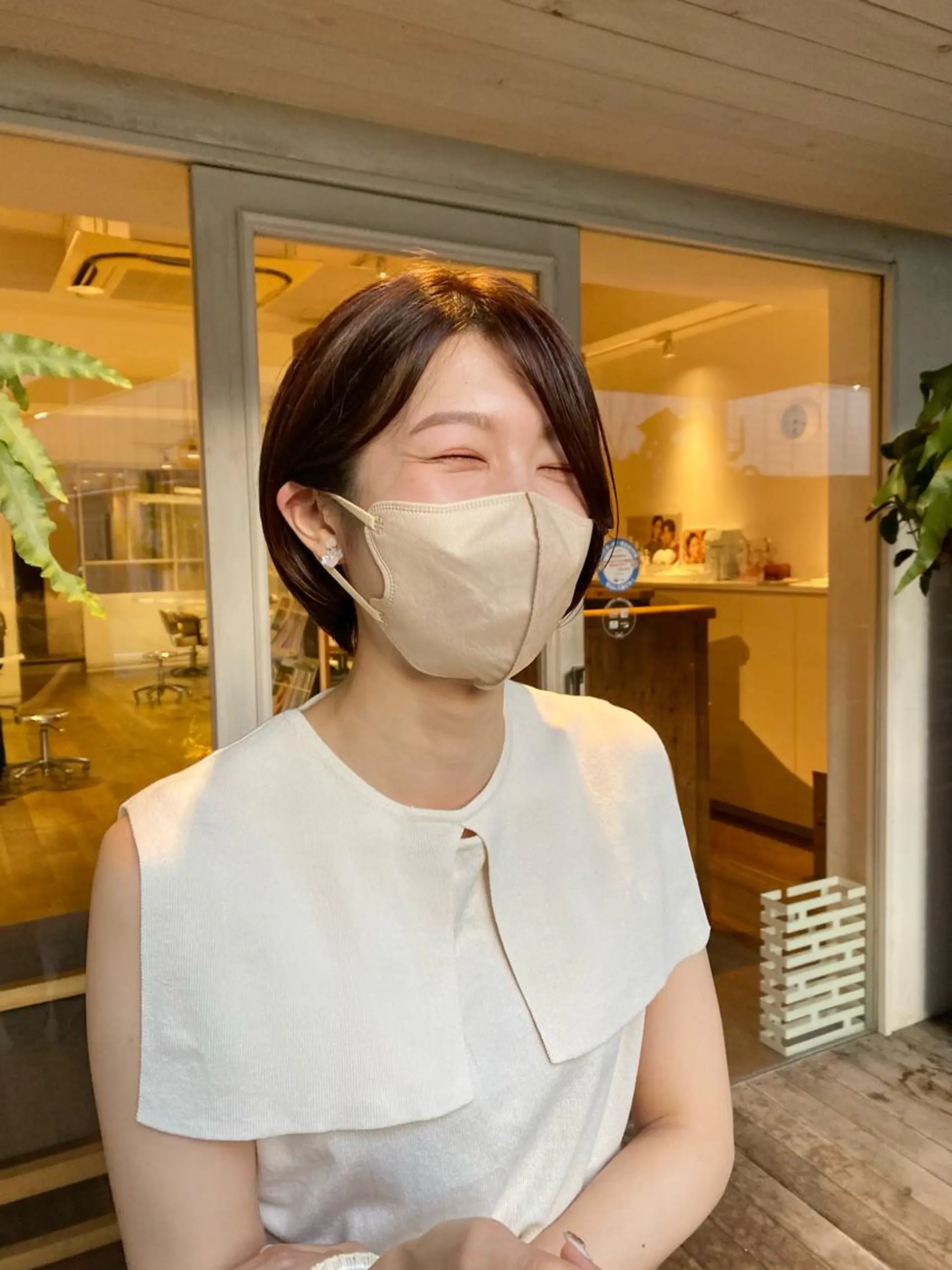 ショート カラー カット ヘアカラー トリートメント BELLA阿部野 TOMOMIのヘアスタイル