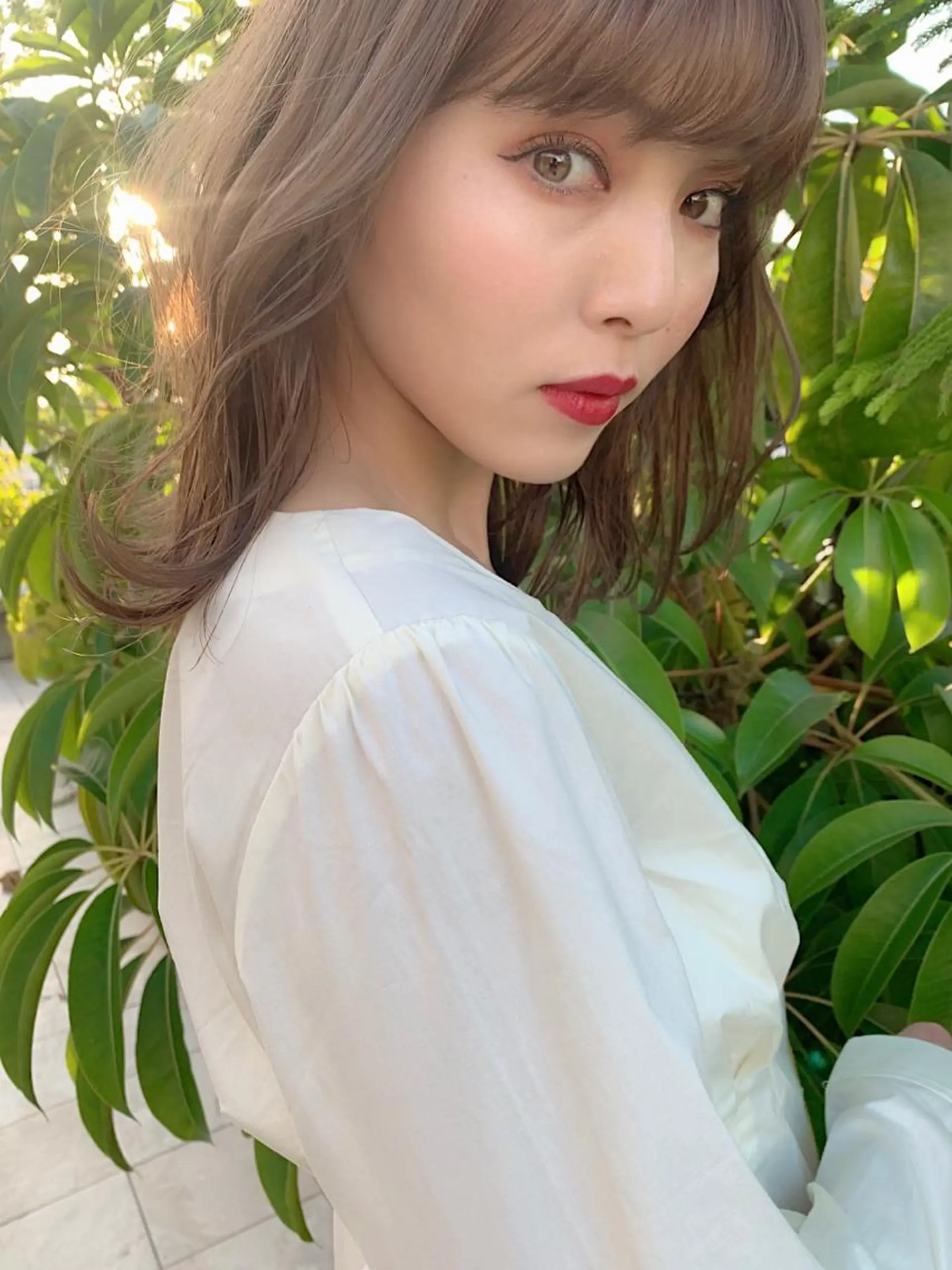 ミディアム カラー グレージュ ミルクティーグレージュ 古賀 侑磨のヘアスタイル