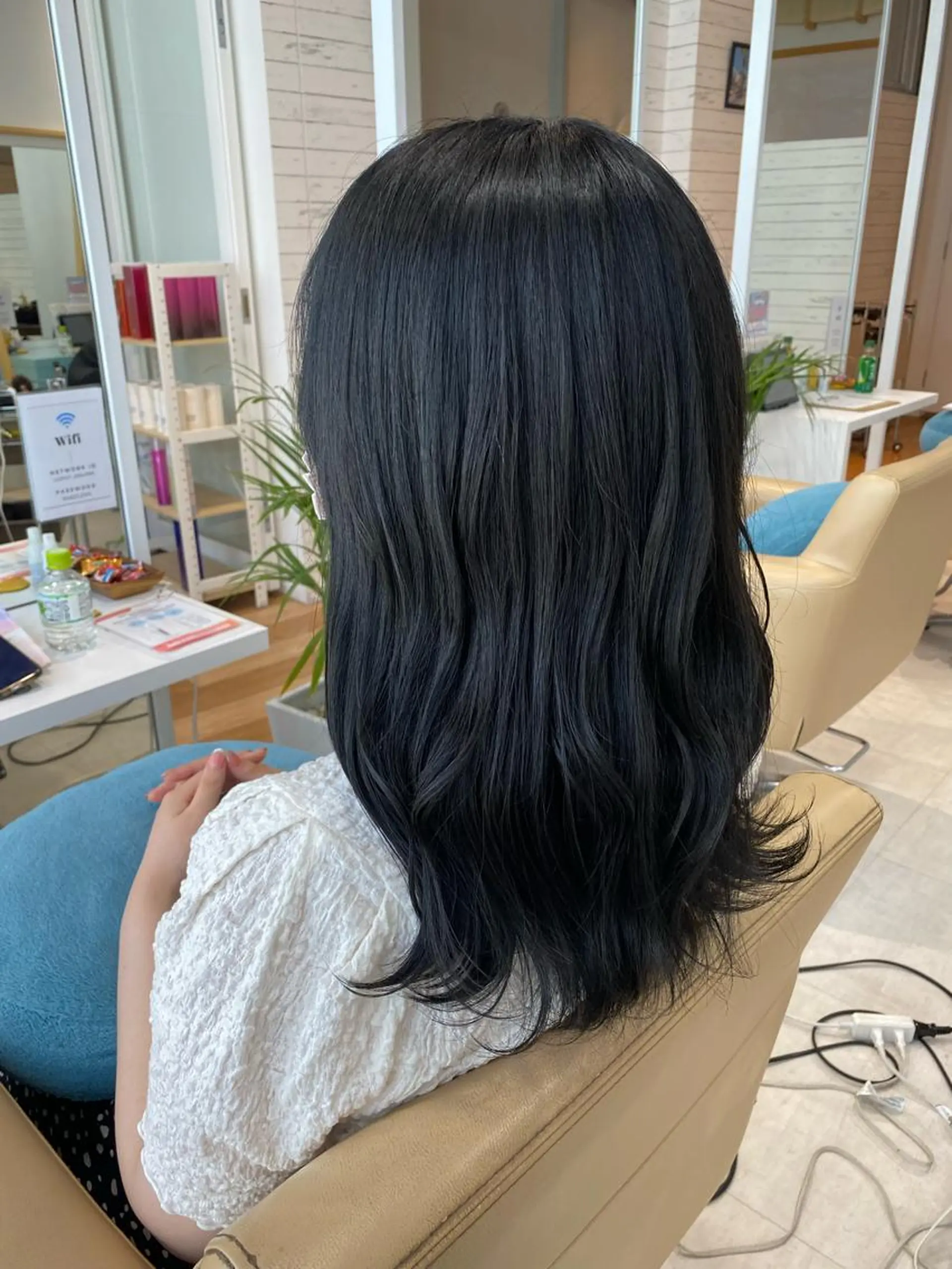 ミディアム カット ヘアカラー トリートメント 荒木 たけるのヘアスタイル