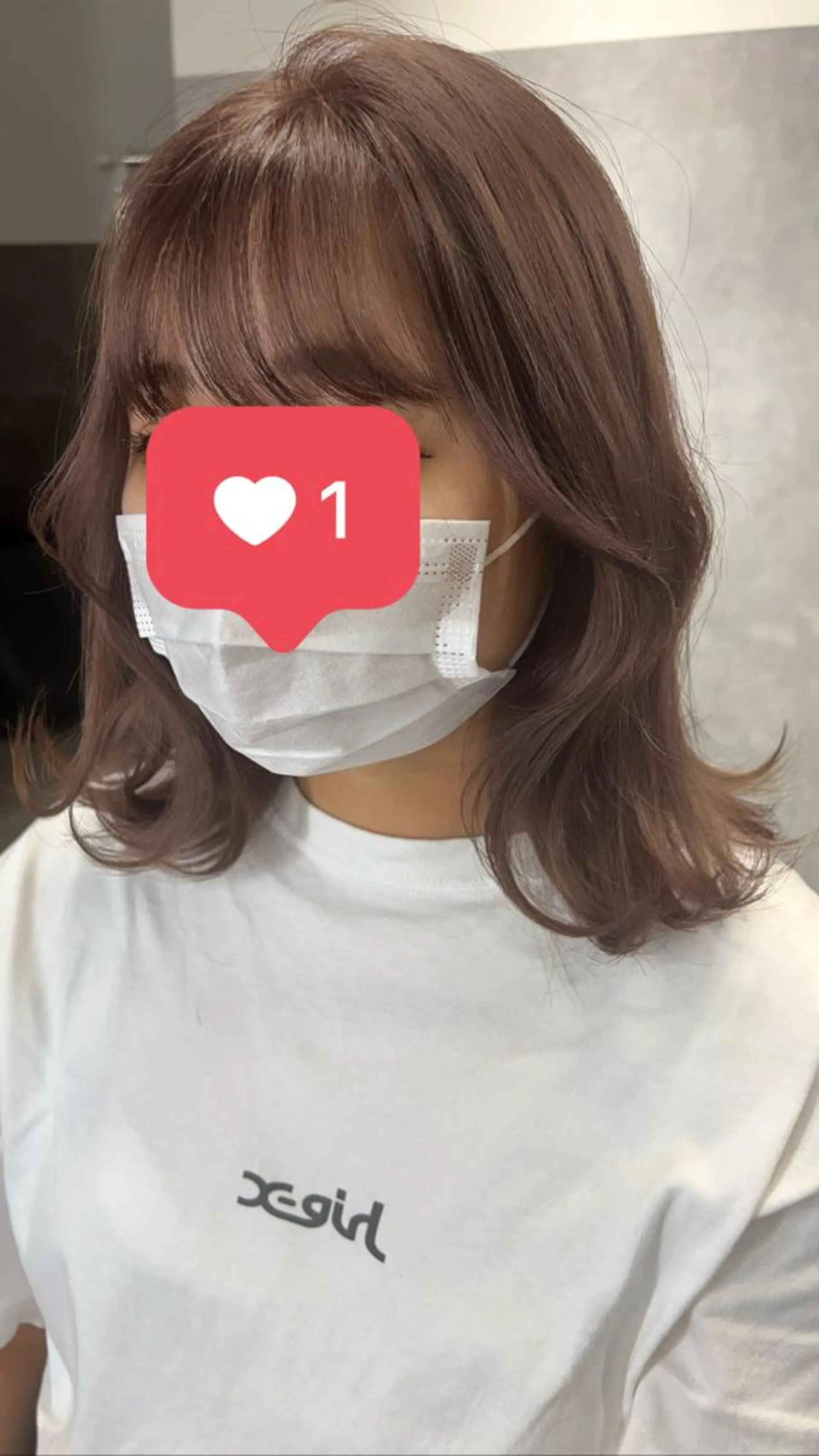 ロング ヨシンモリ 韓国風ヘア レイヤーカット ロング おくれ毛 _WHITE鳳所属・ミルクティーベージュ ハイライトヘアHIのヘアスタイル
