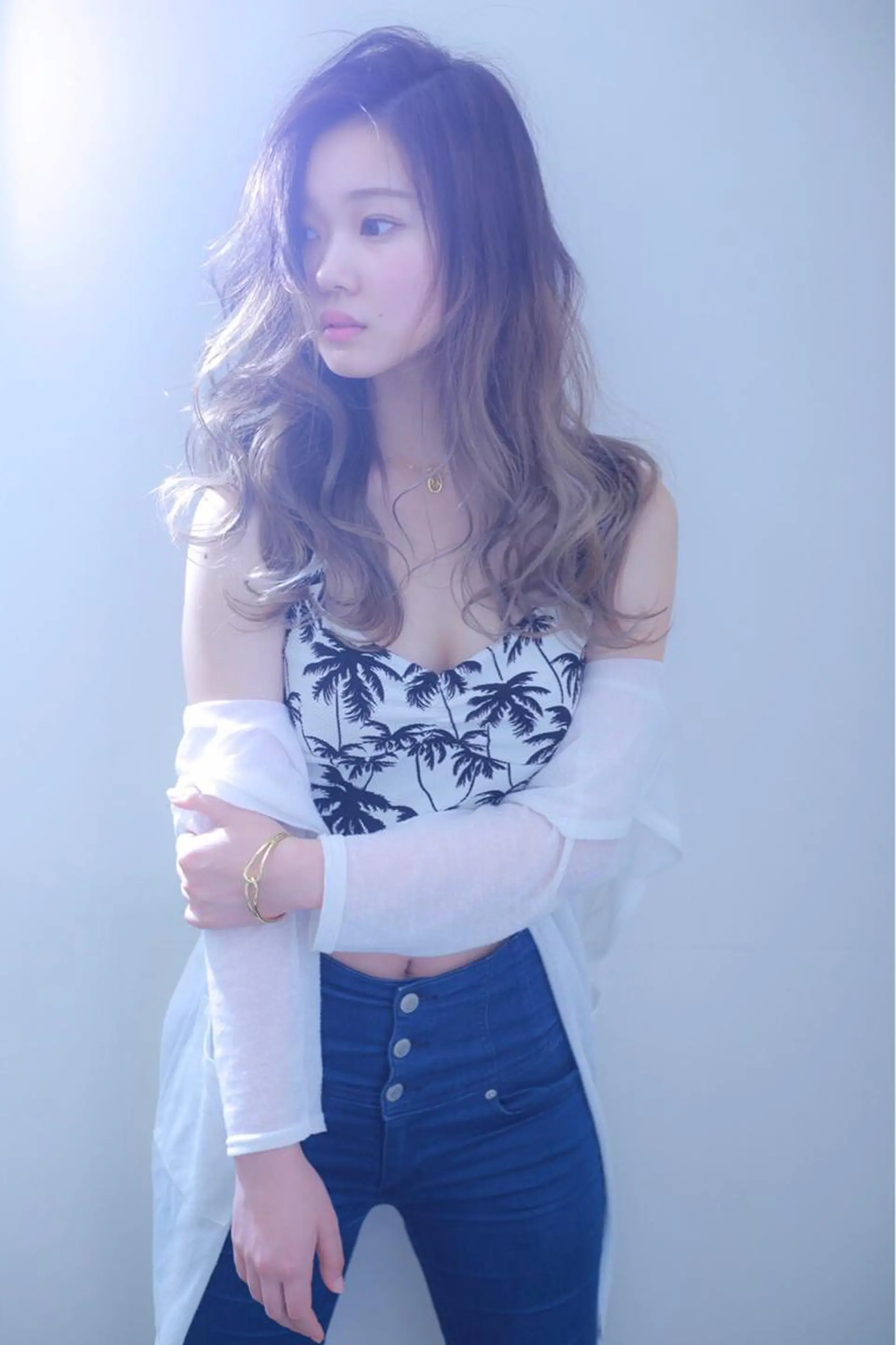 ロング 伊藤 裕貴のヘアスタイル