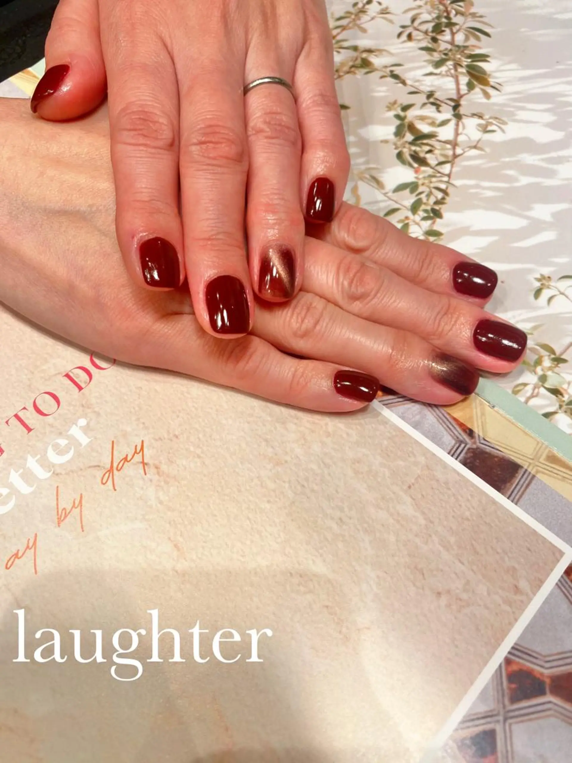 ネイル マグネットネイル ワンカラーネイル laughter nailのネイルデザイン