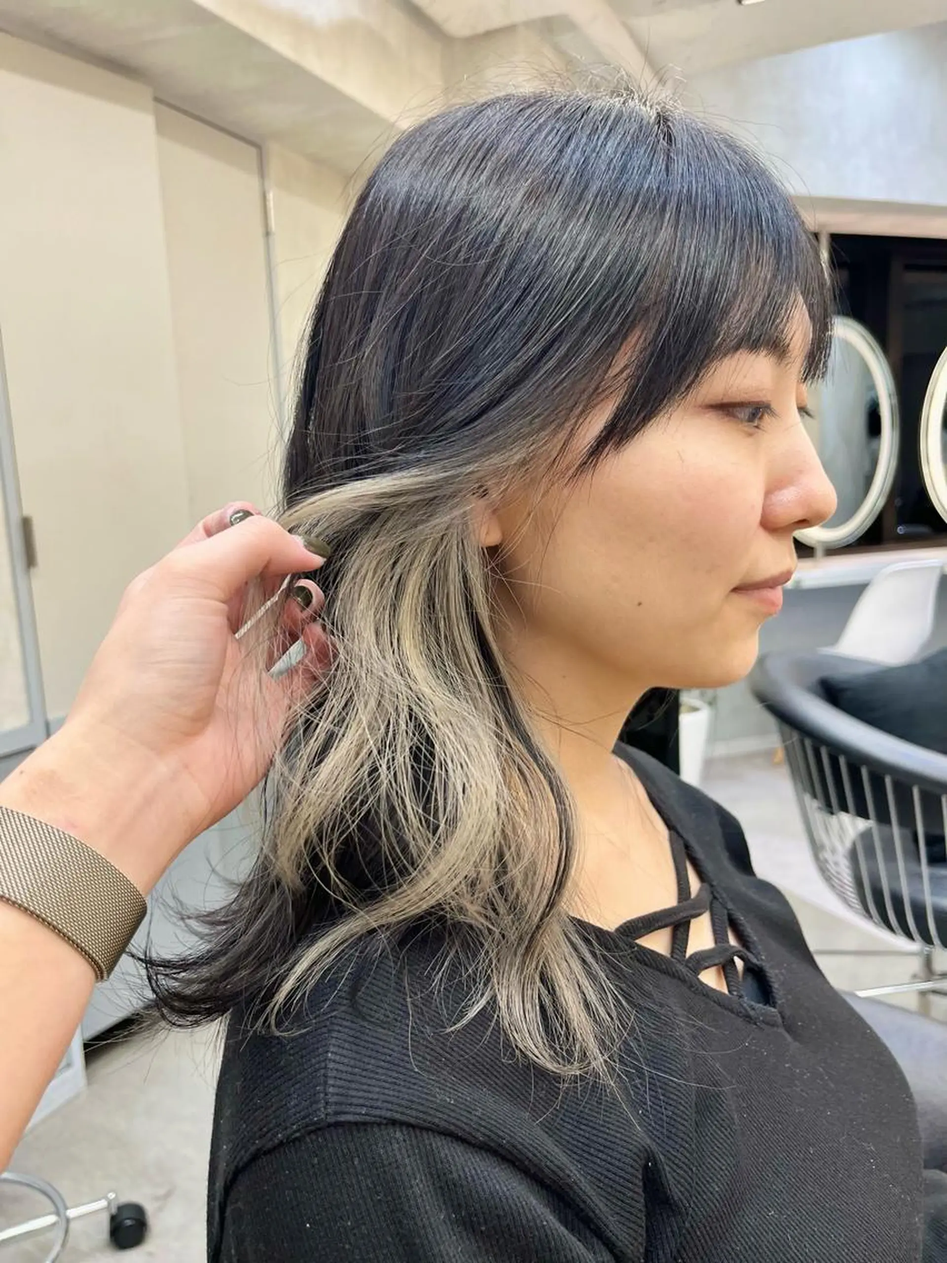 ミディアム カラー ヘアアレンジ ヘアカラー トリートメント ボブ｜韓国｜美髪矯正 ｜amika🌙のヘアスタイル