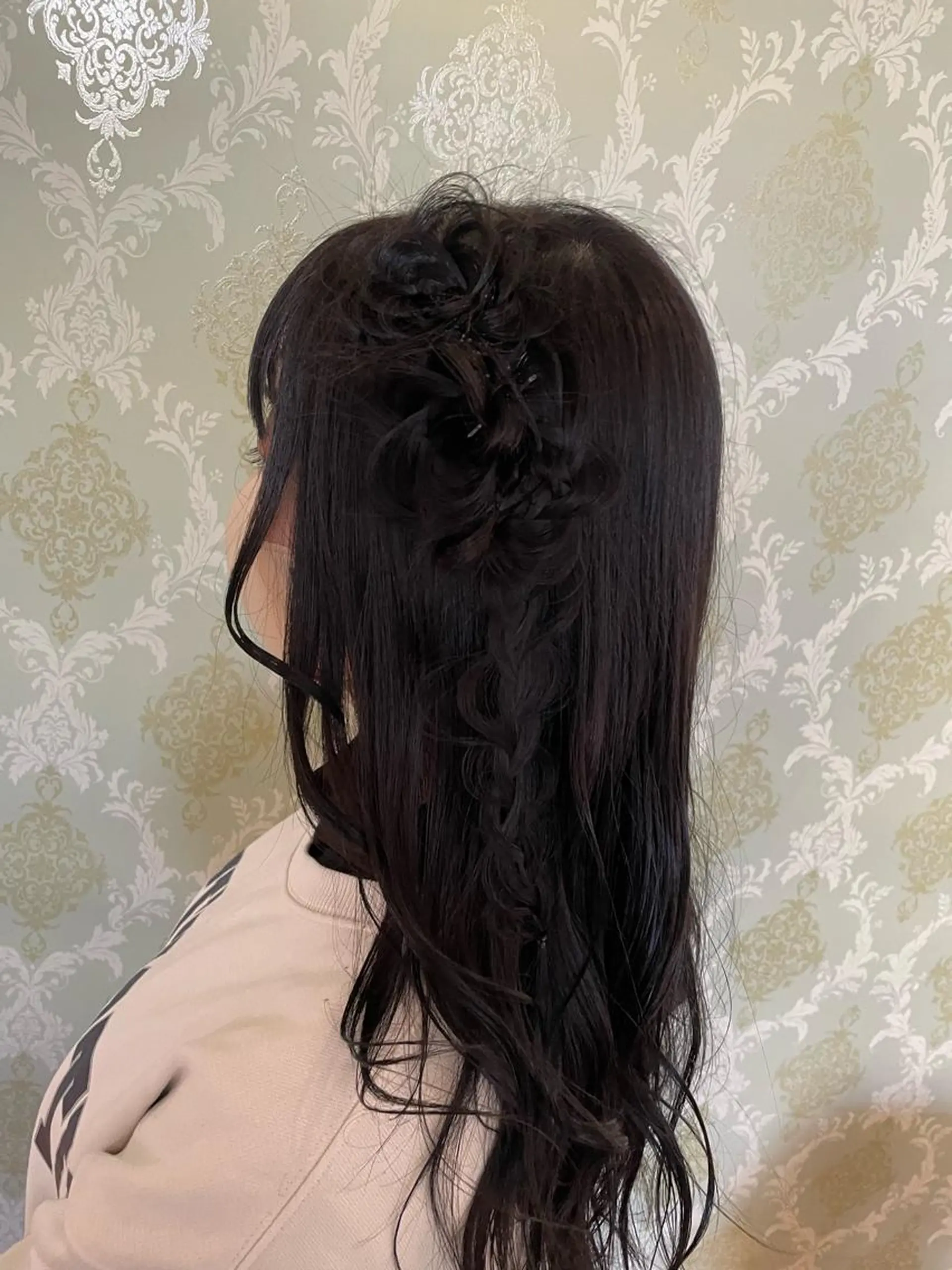 ロング カラー EARTH中島 秋桜久のヘアスタイル