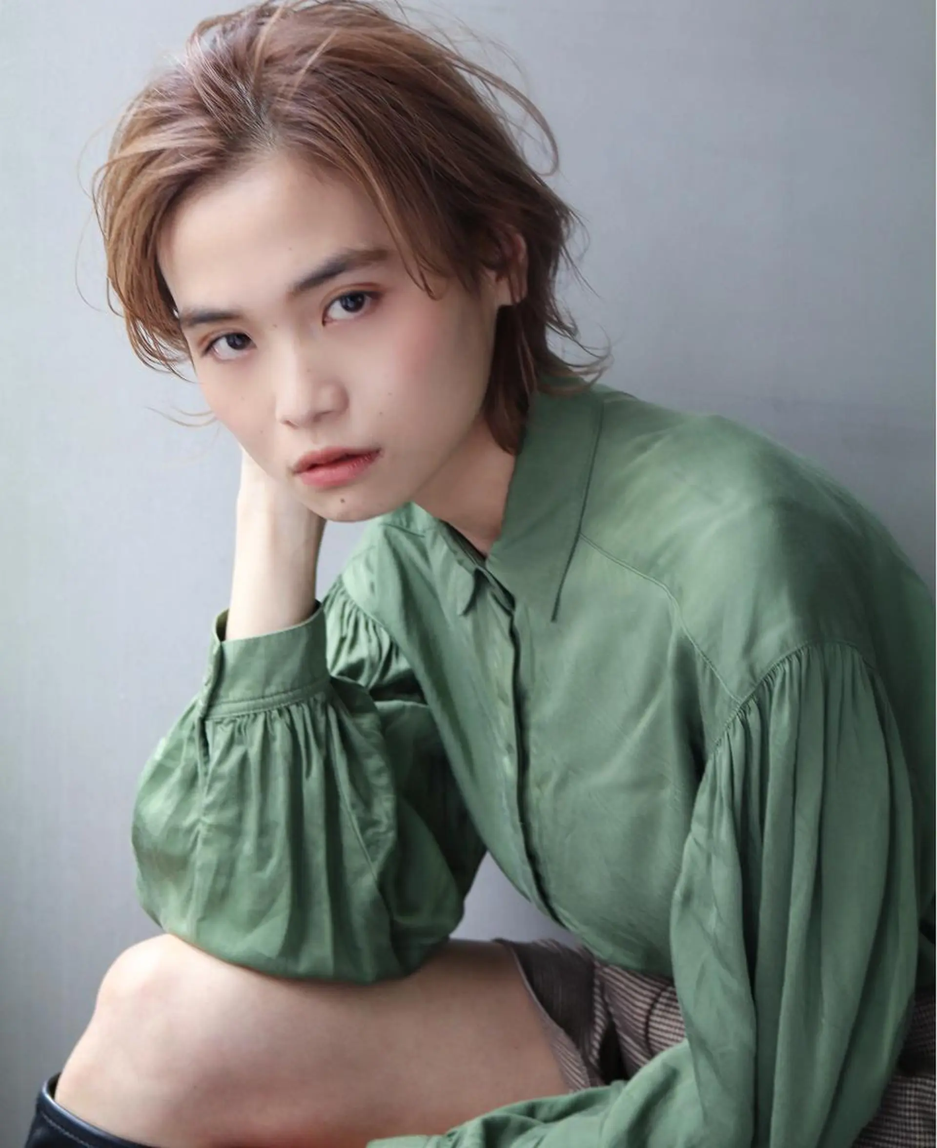 ショート カラー ウルフカット SALOWIN梅田茶屋町店所属・ウルフレイヤーカット /チヒロのヘアスタイル