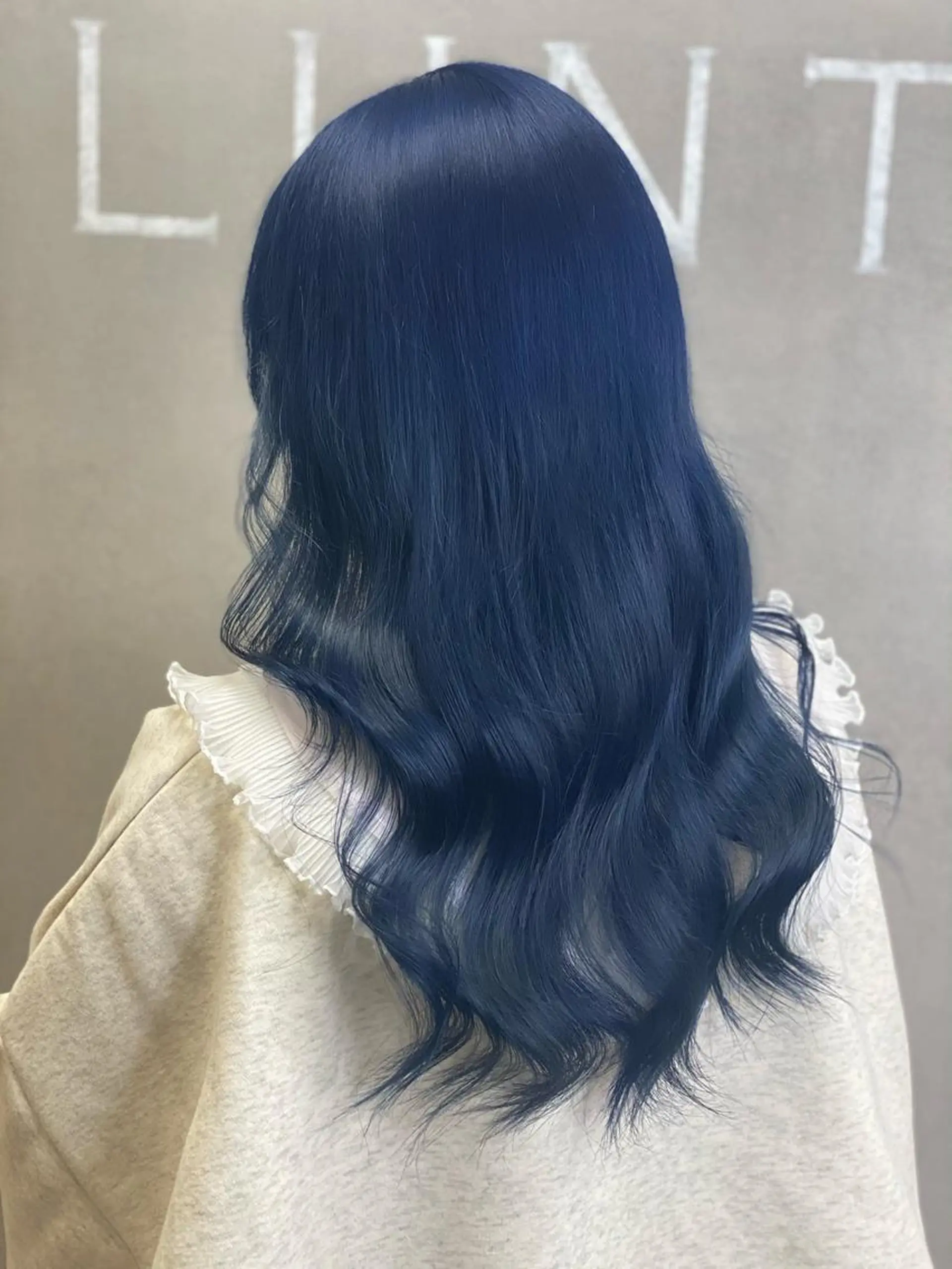 ロング カラー ブリーチ THINK SHOP KANTAのヘアスタイル