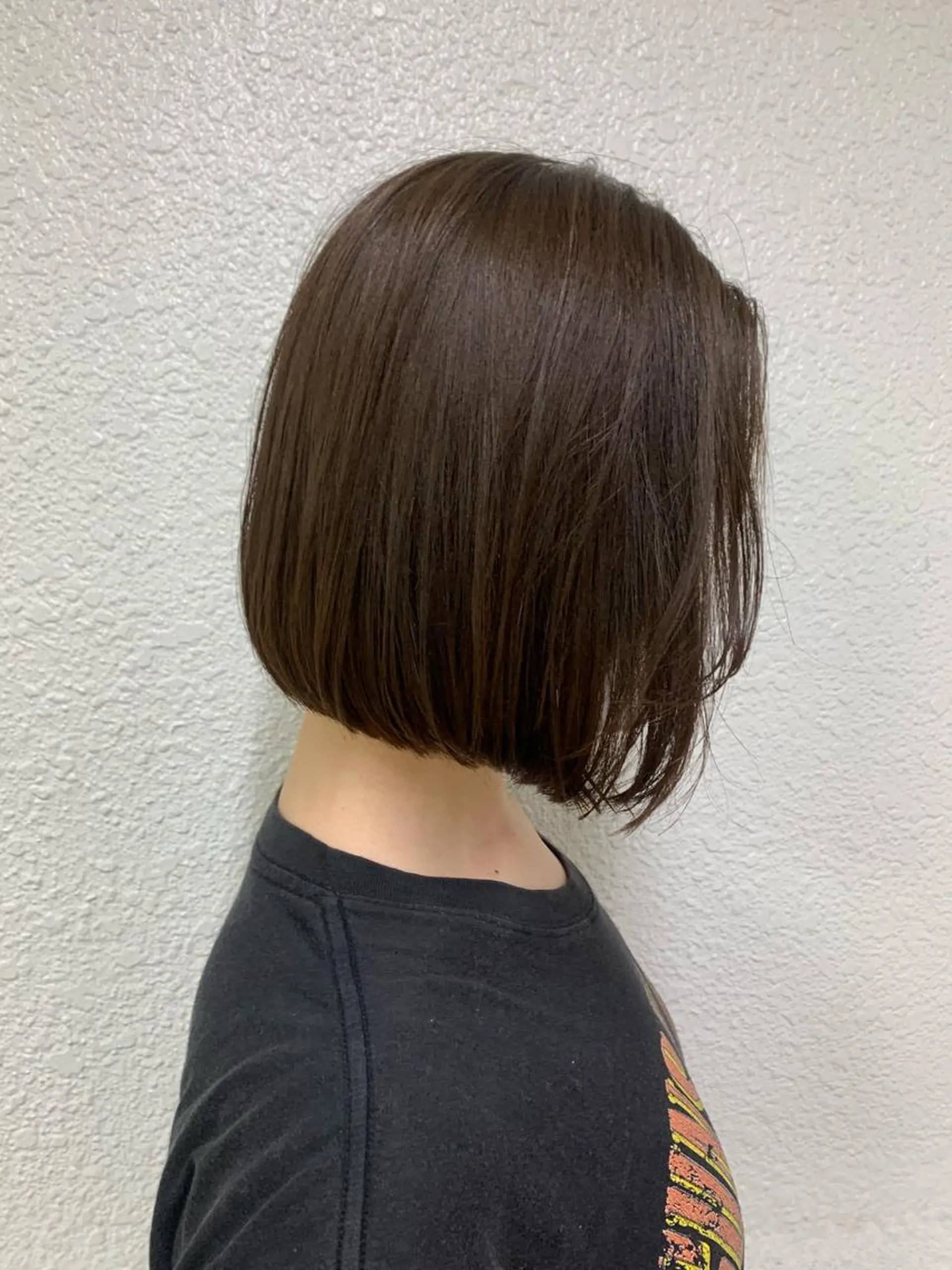 ショート ボブ 縮毛矯正 トリートメント 🧨ブリーチー×ボブ レイヤー💎じゅえるのヘアスタイル