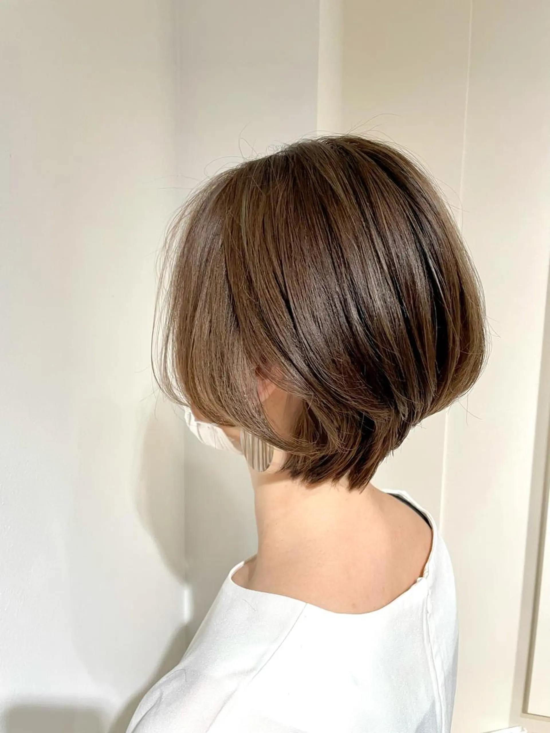 ショート カラー ハイライトカラー ボブ ハイライト ショートヘア 💚透明感カラー💚 ♻️本間♻️のヘアスタイル