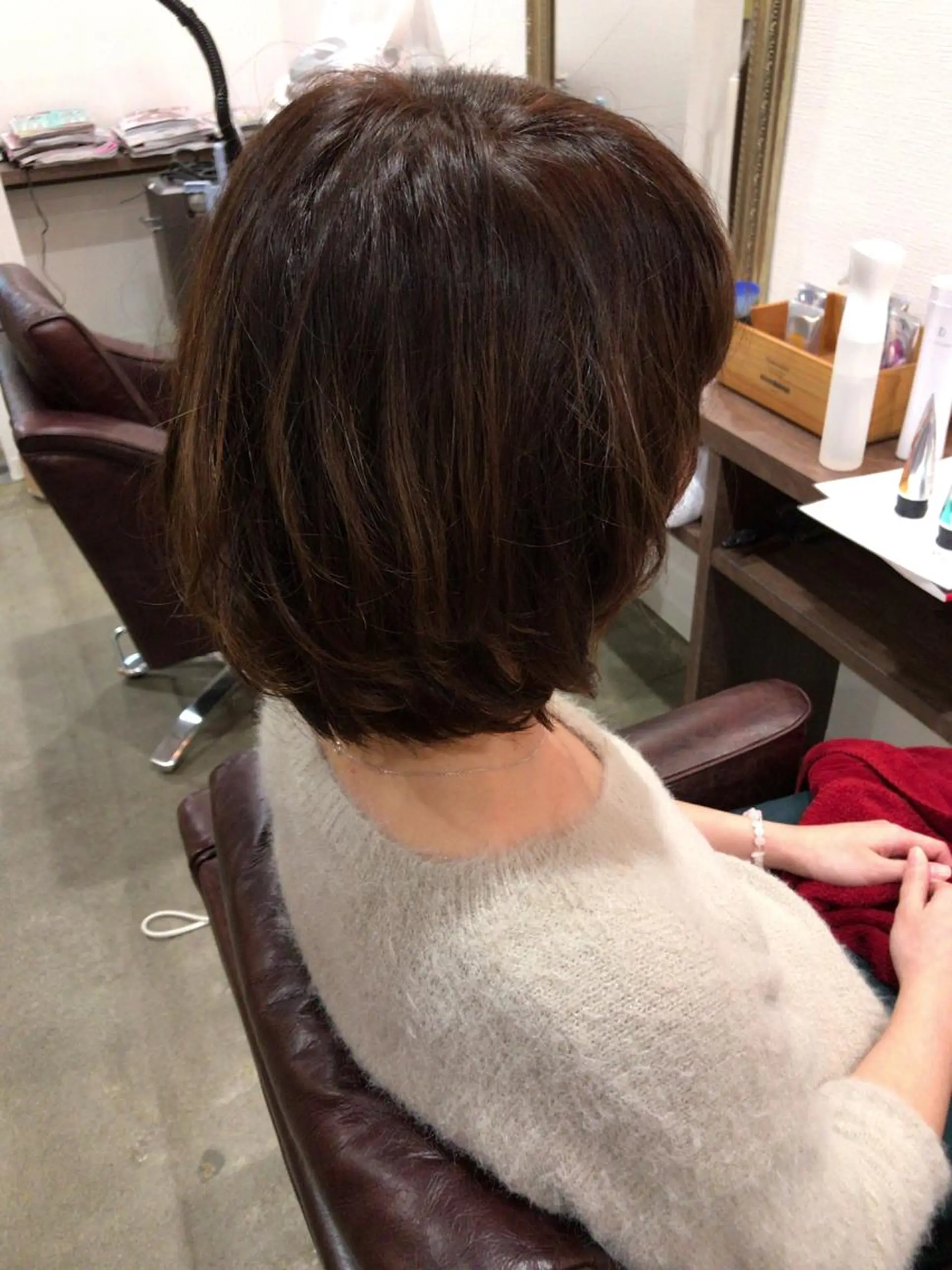 ショート ミディアム カラー パーマ イルミナカラー ボブ レイヤーカット匠 イソザキノリユキのヘアスタイル