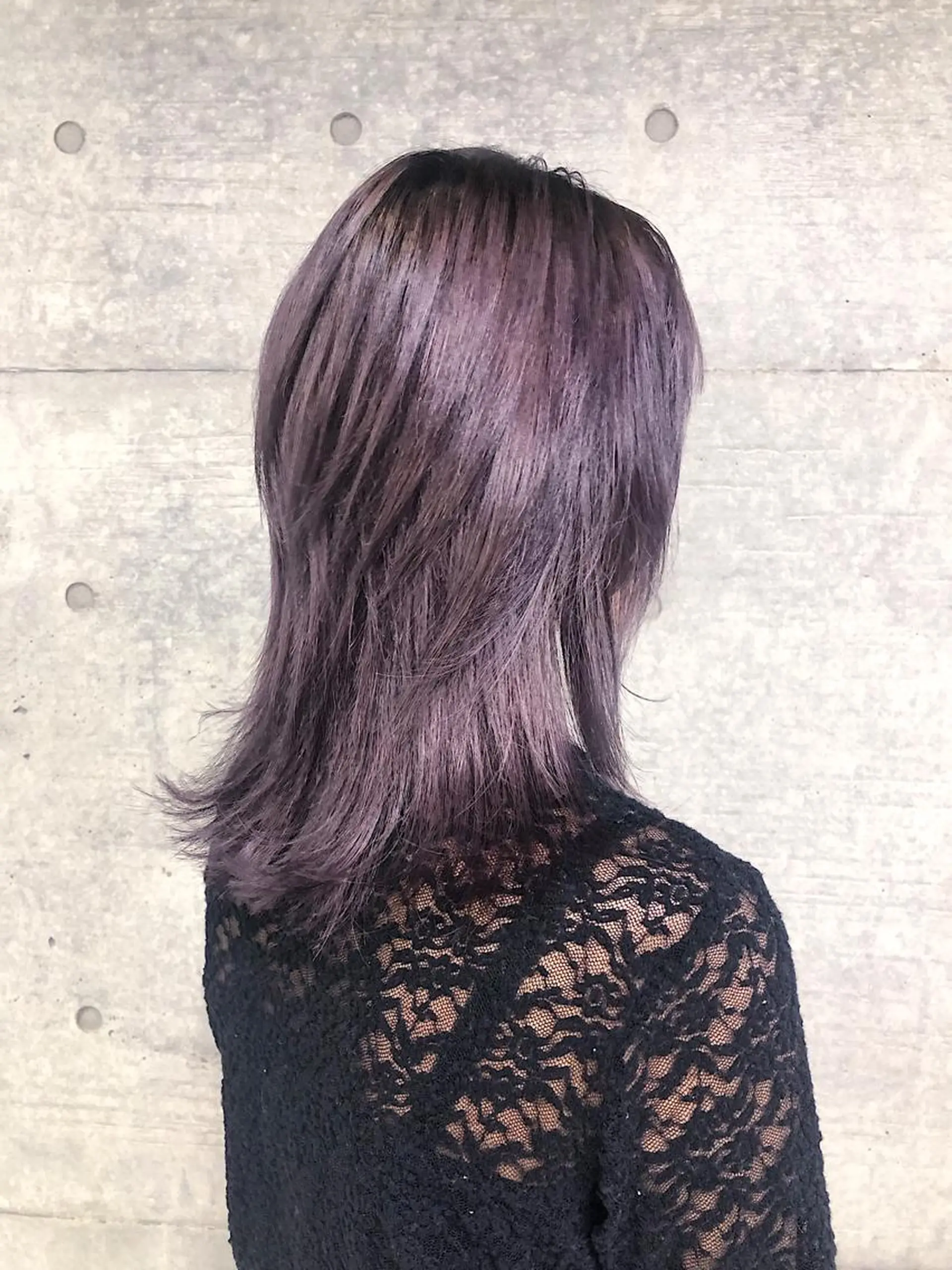 ミディアム パープルカラー ウルフカット eyelash salon RACOTA所属・MAYA .のマツエク・マツパデザイン