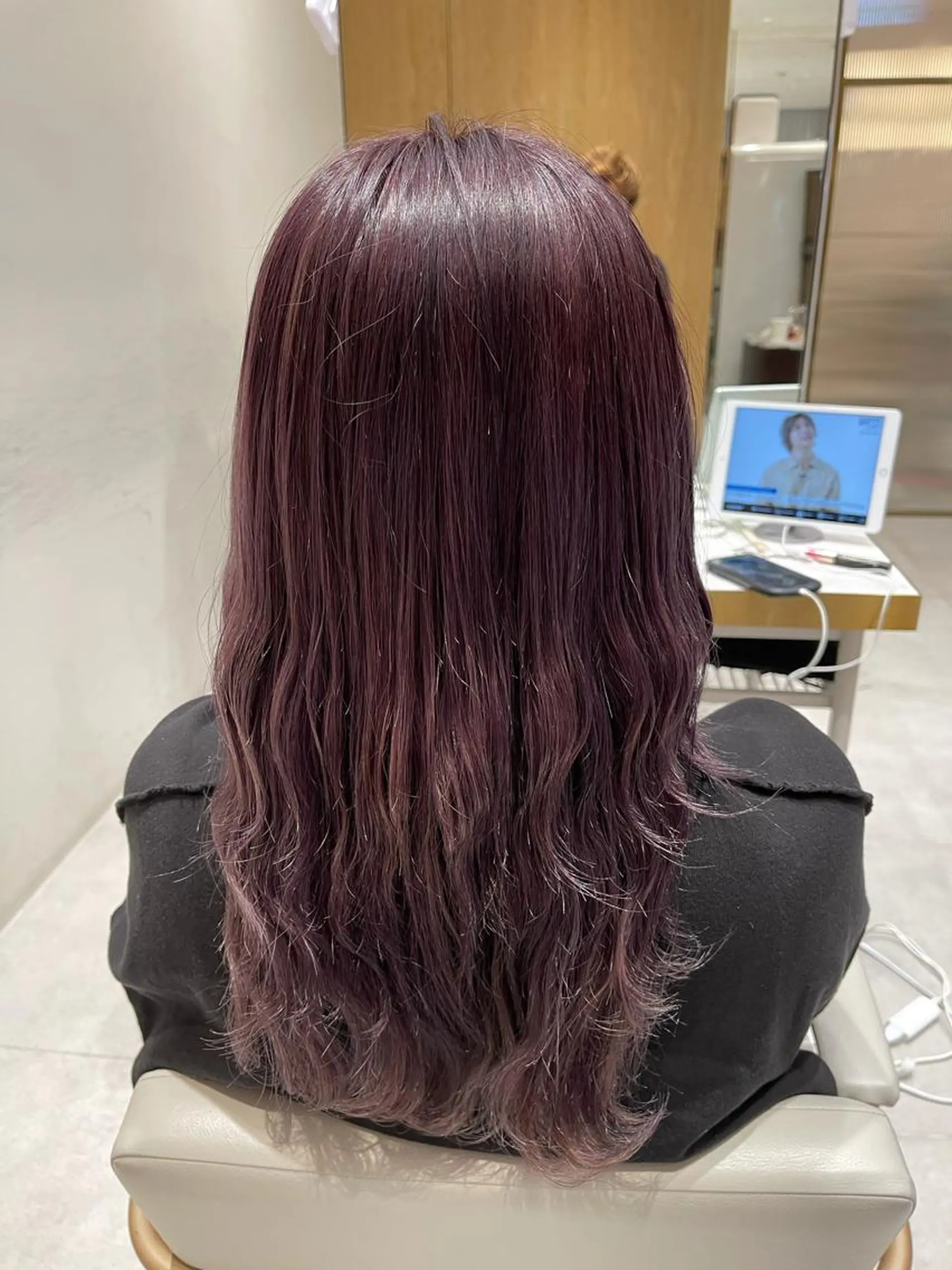 セミロング ⛄️艶カラー／ レイヤー⛄️和也のヘアスタイル