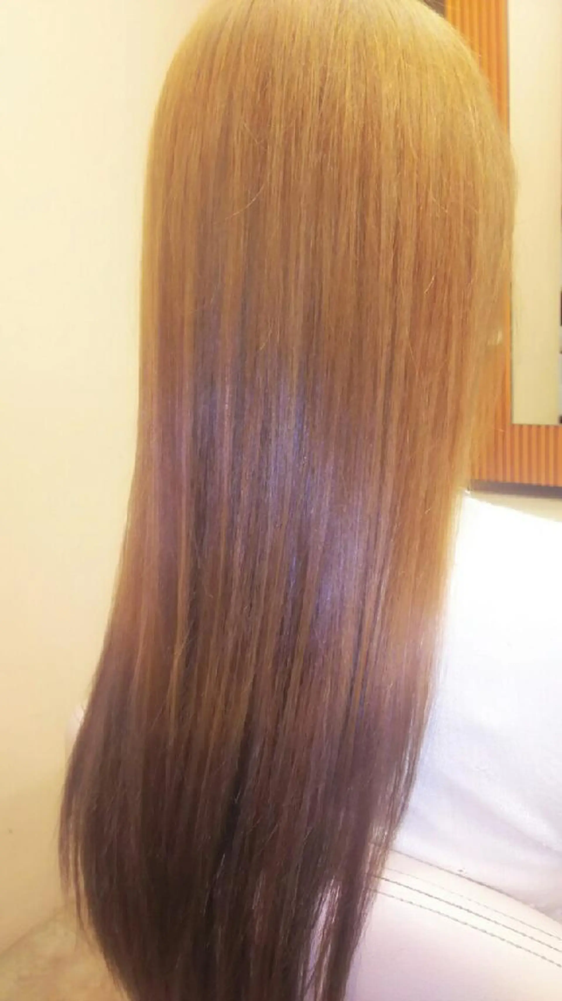 ロング カラー ハイトーンカラー トリートメント 脇田 雄大のヘアスタイル