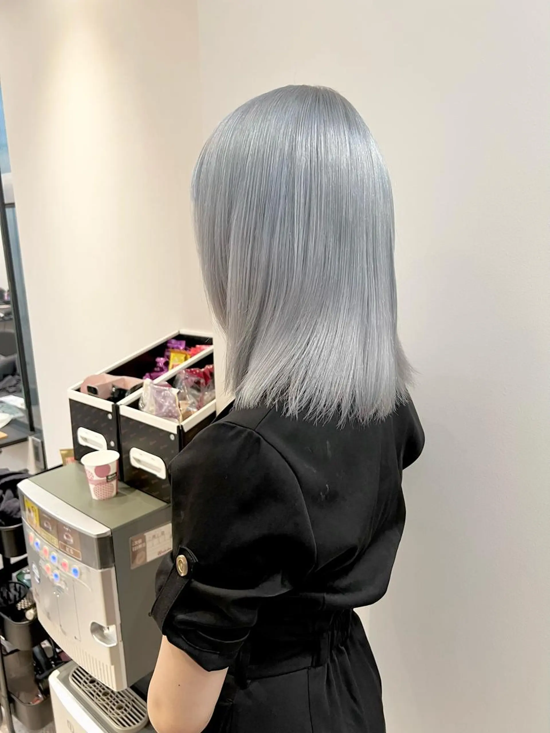 セミロング カラー パーマ ヘアアレンジ メンズ キッズ ネイル マツエク・マツパ アイブロウ カット ヘアカラー トリートメント nico TOKYO 渋谷所属・ブリーチ　ハイトーン 特化🌈フジタハルキのヘアスタイル