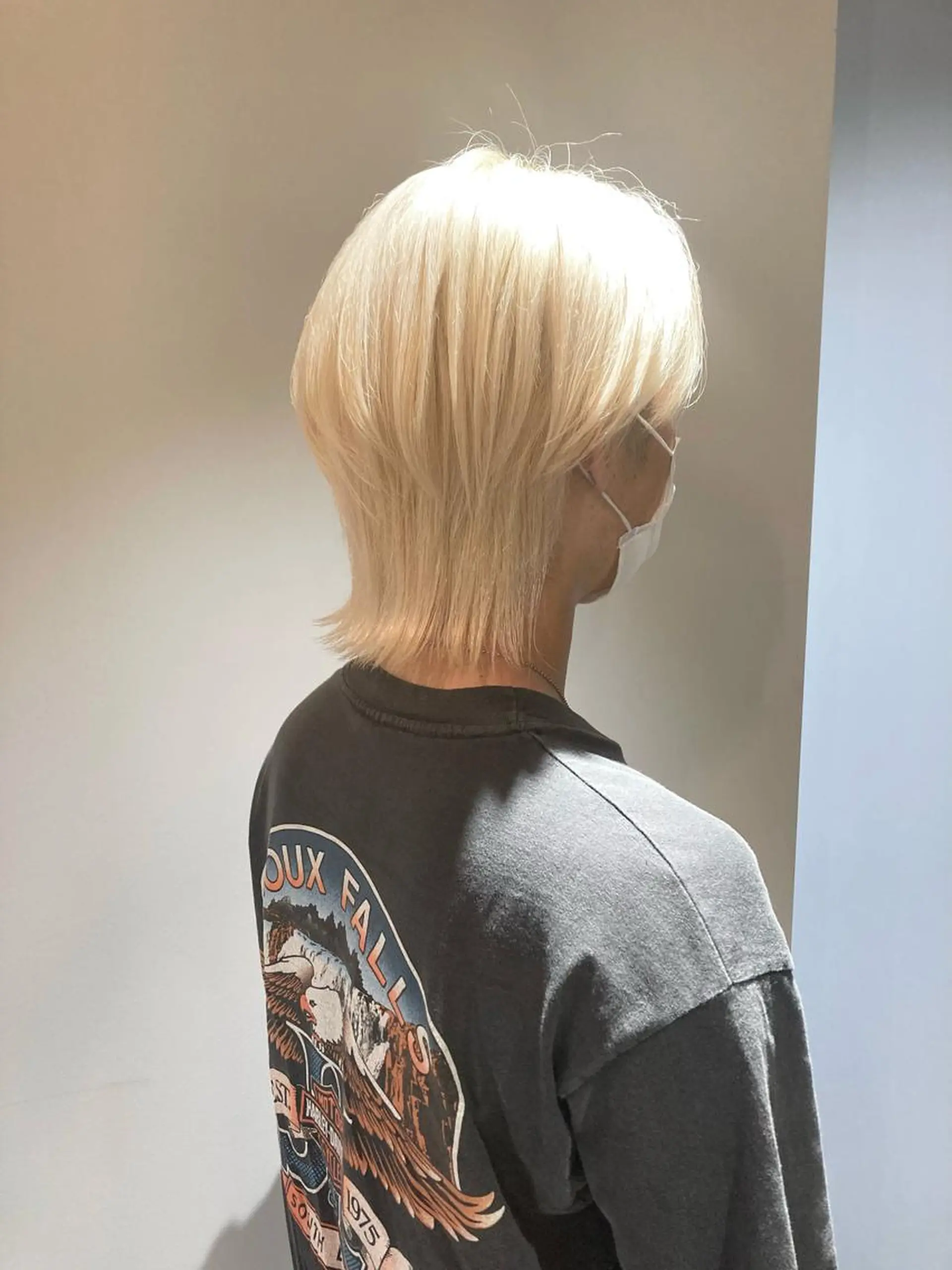 カラー メンズ 透明感ハイトーン☆ 今津 佑太のヘアスタイル