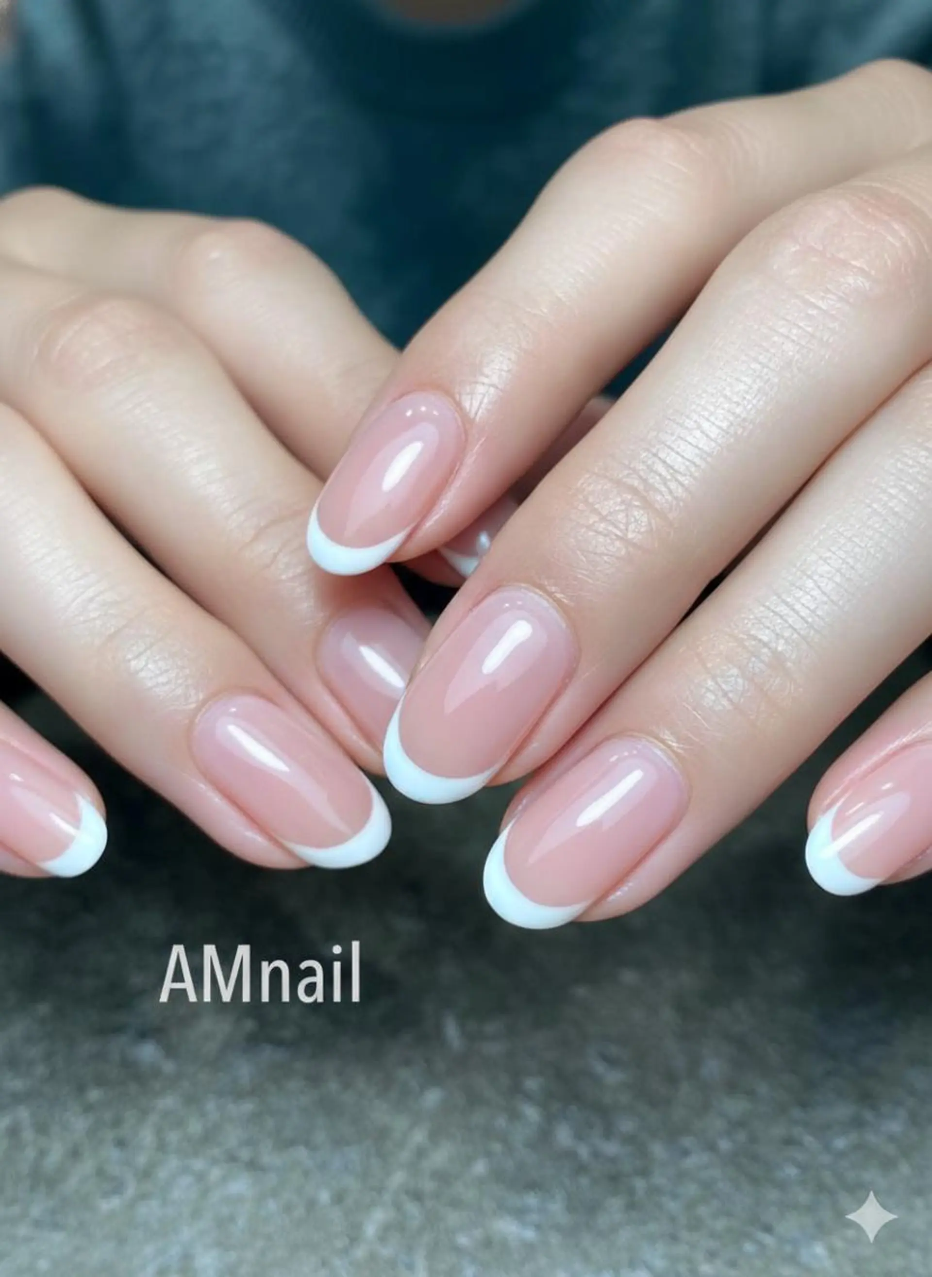 ネイル フレンチネイル ネイルアーティスト SUE（スゥ）のネイルデザイン