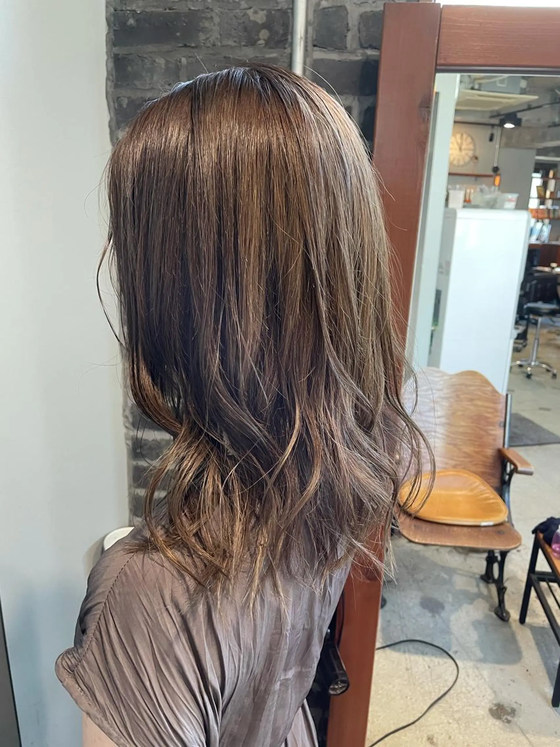 セミロング カラー ヘアカラー トリートメント 🍀アレンジ簡単ヘア ☘️石田万里奈🍀のヘアスタイル