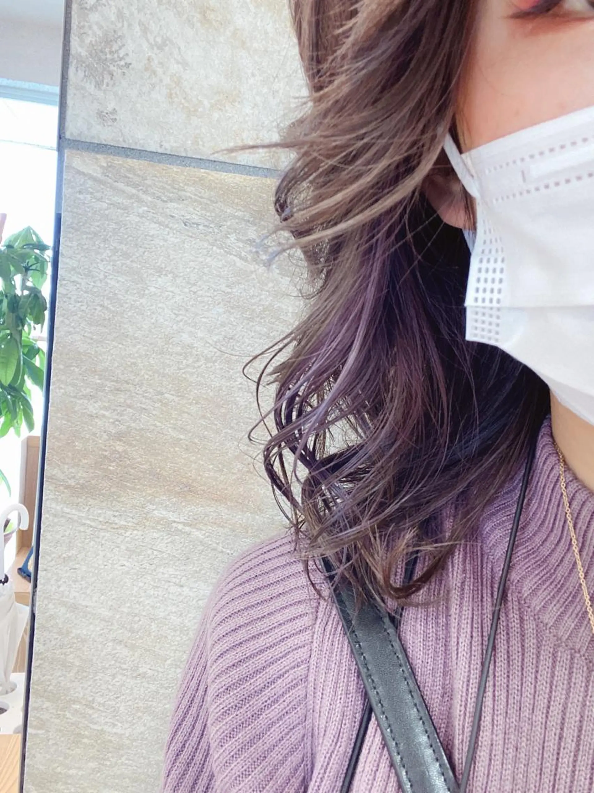 ミディアム カラー イヤリングカラー インナーカラー 高橋恵🌈生え癖改善 ウルフ/レイヤーのヘアスタイル