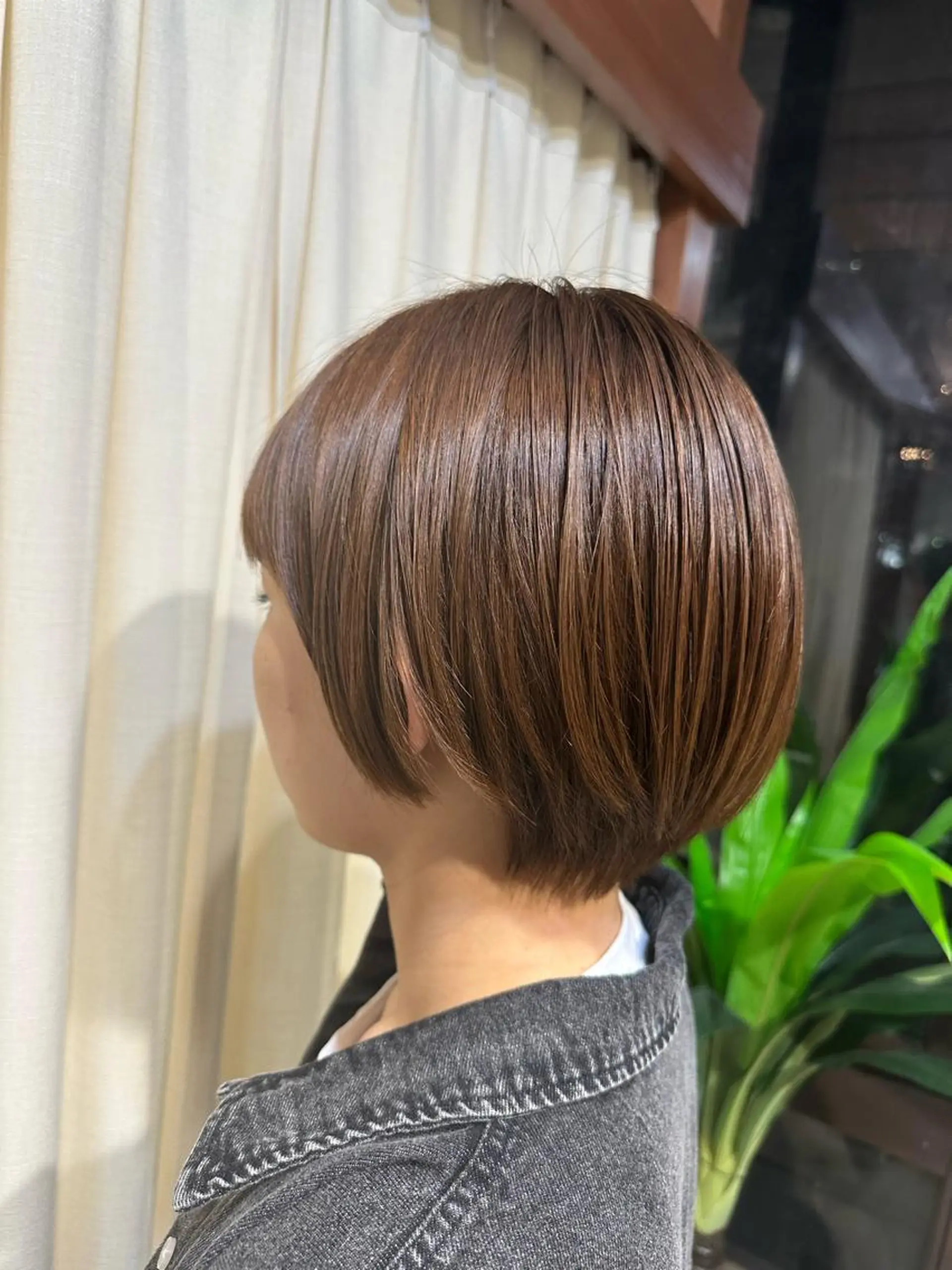 ショート カラー ヘアカラー トリートメント RINA .のヘアスタイル