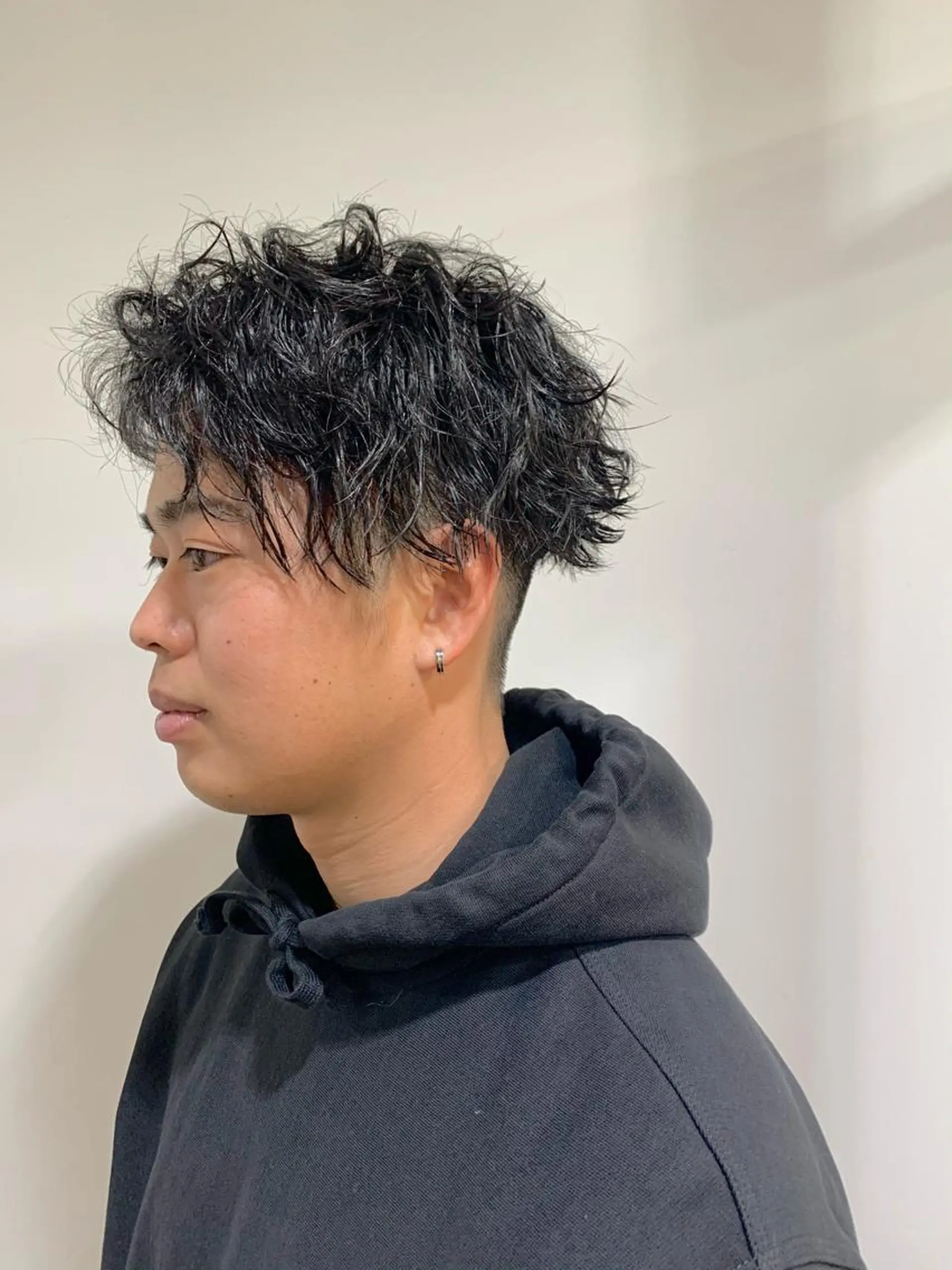 パーマ メンズ フェザーパーマ メンズパーマ カット パーマ 竹内 康浩のヘアスタイル