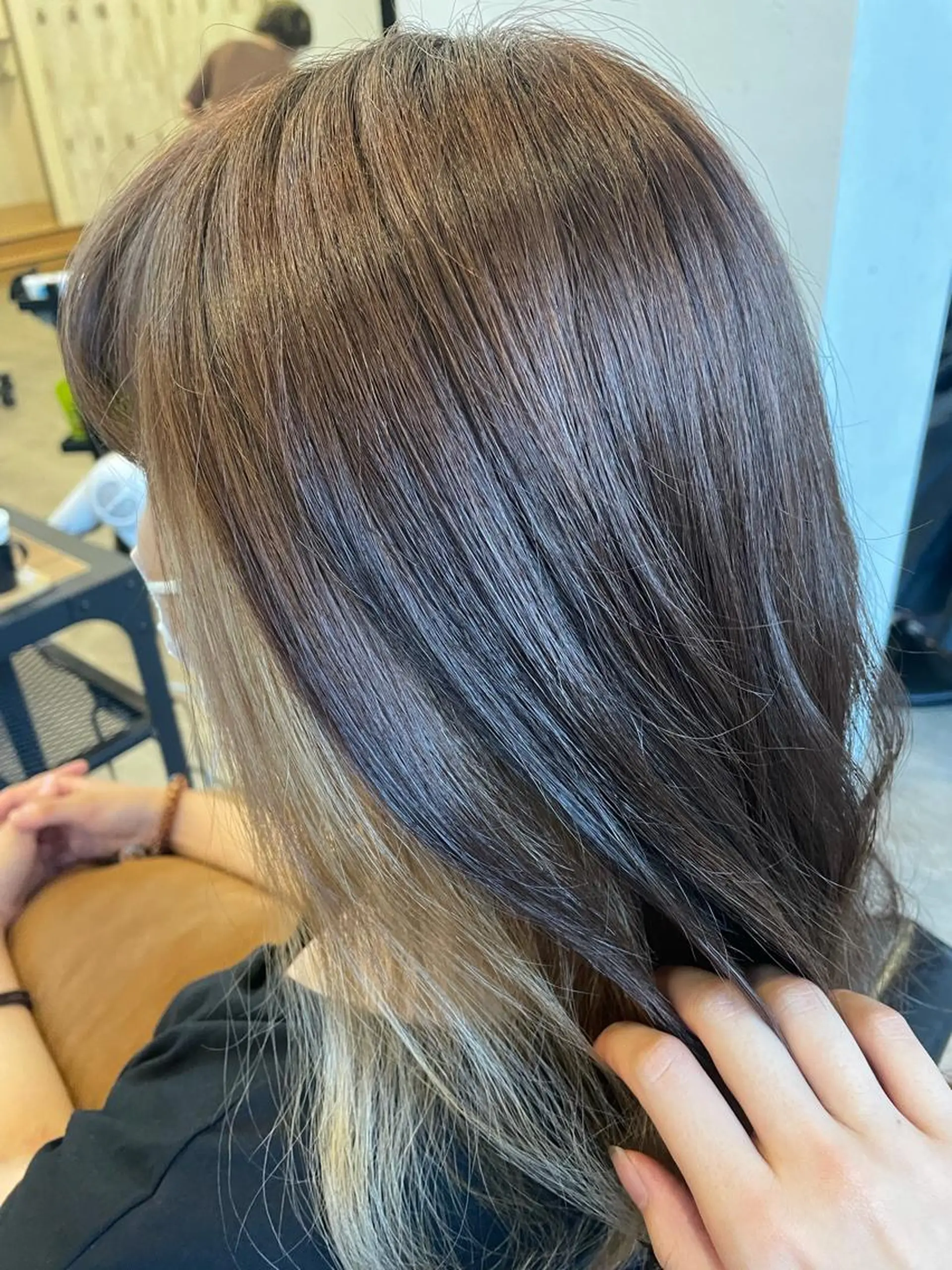 セミロング カット ヘアカラー 前田リサコ🌹 ✨艶髪職人のヘアスタイル