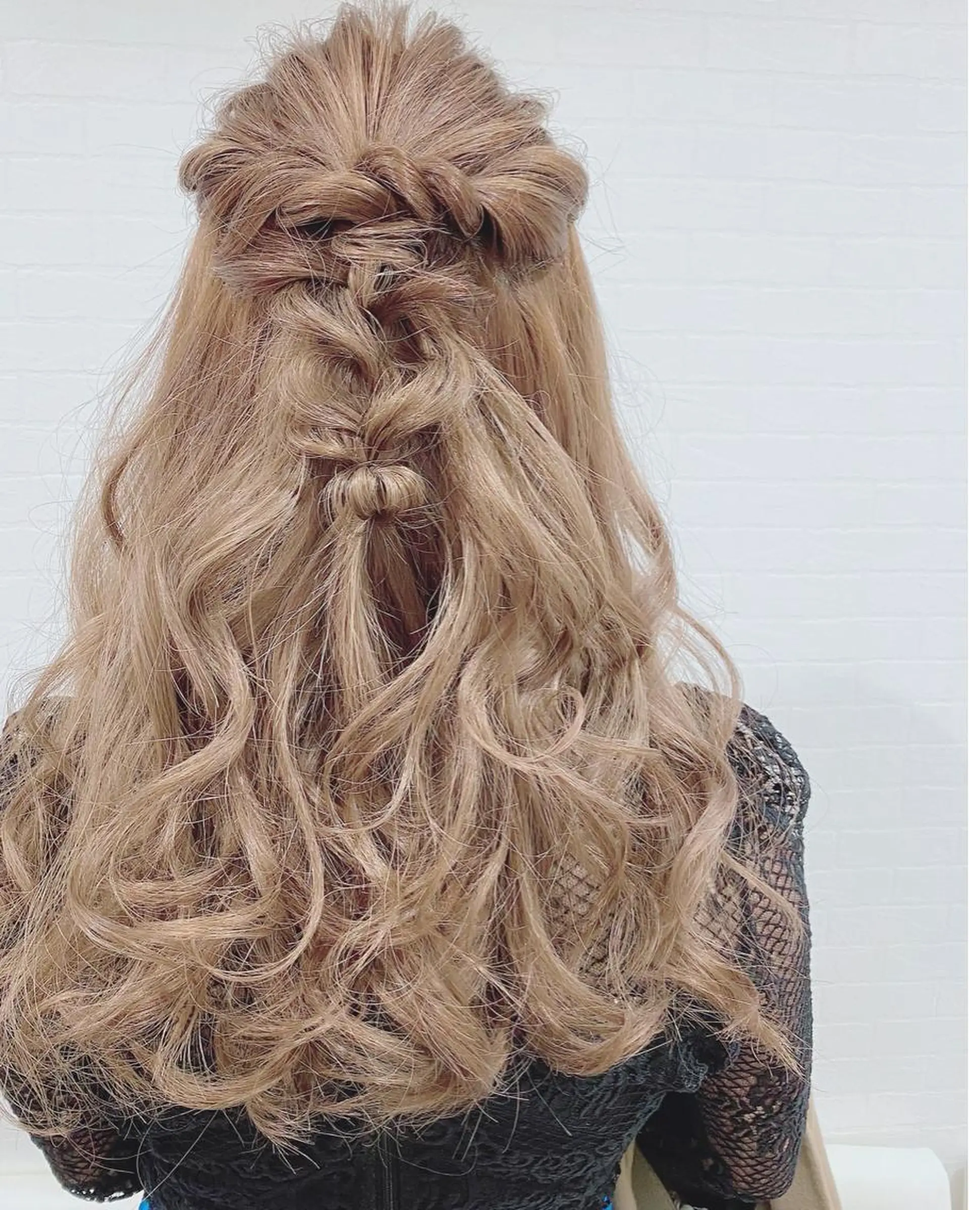 ヘアアレンジ ハーフアップ ヘアセット GRANLUSSO 〜グランルッソ駅前店所属・木口 嘉美のヘアスタイル