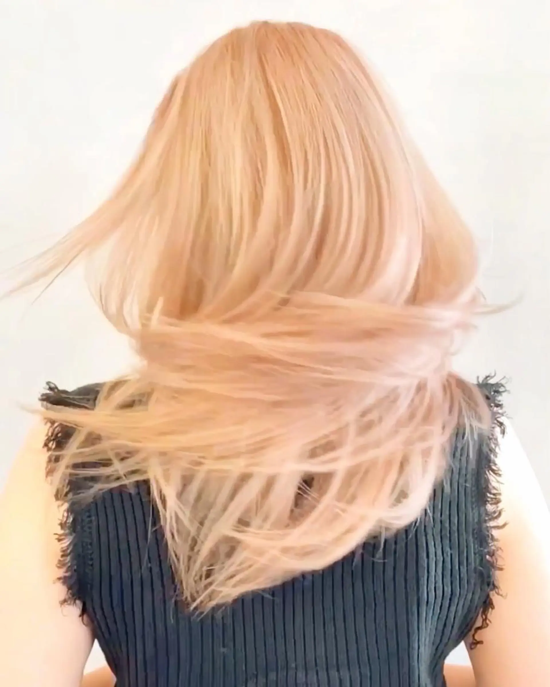 ミディアム カラー ハイトーン特化サロン 代表 中谷蓮のヘアスタイル